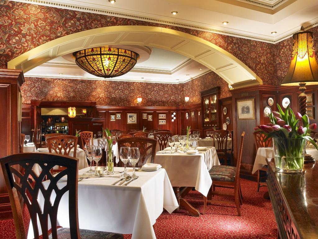 Killarney International Hotel