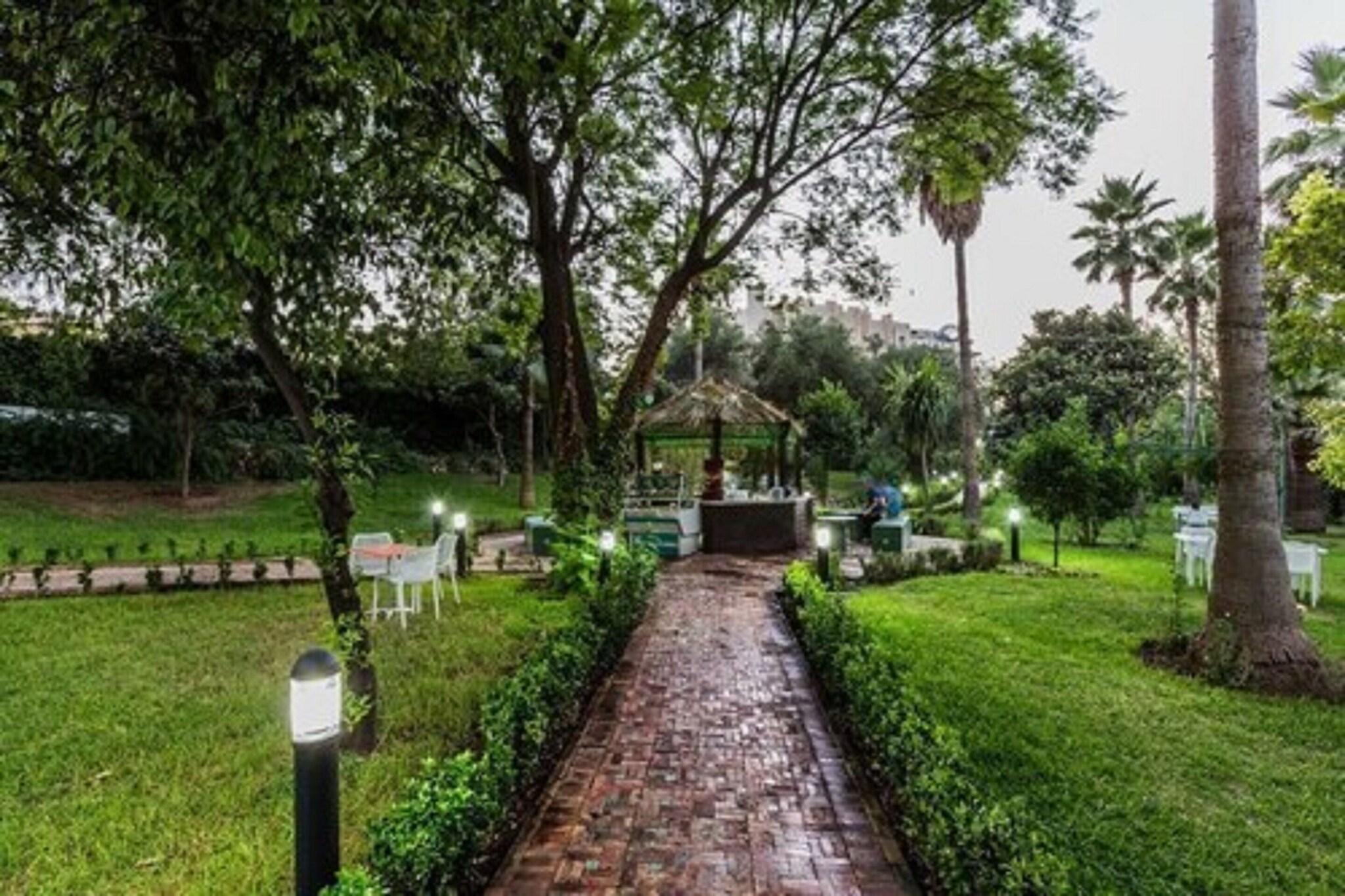 Menzeh Zalagh City Center