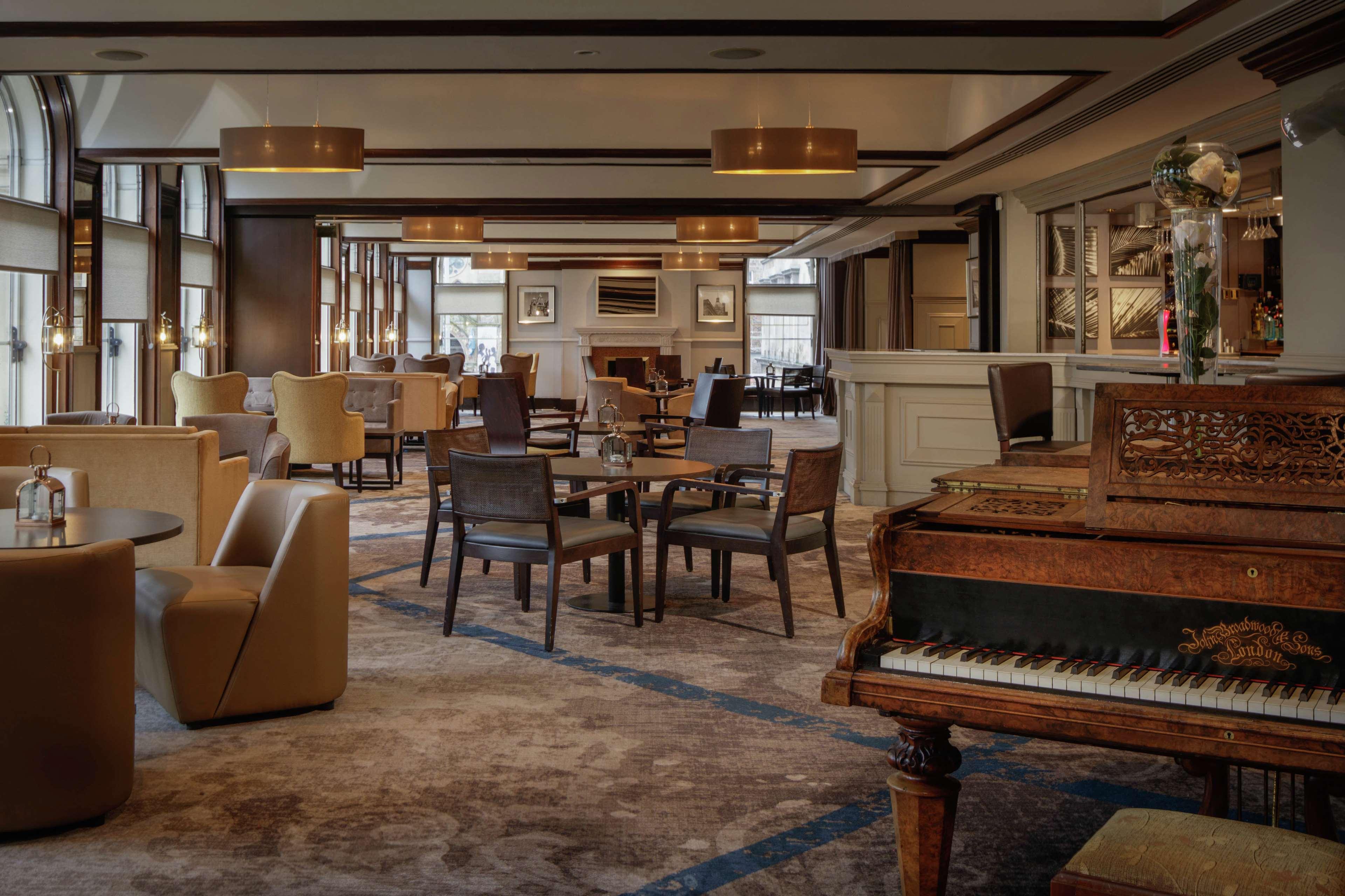 Glasgow Grosvenor Hotel by null