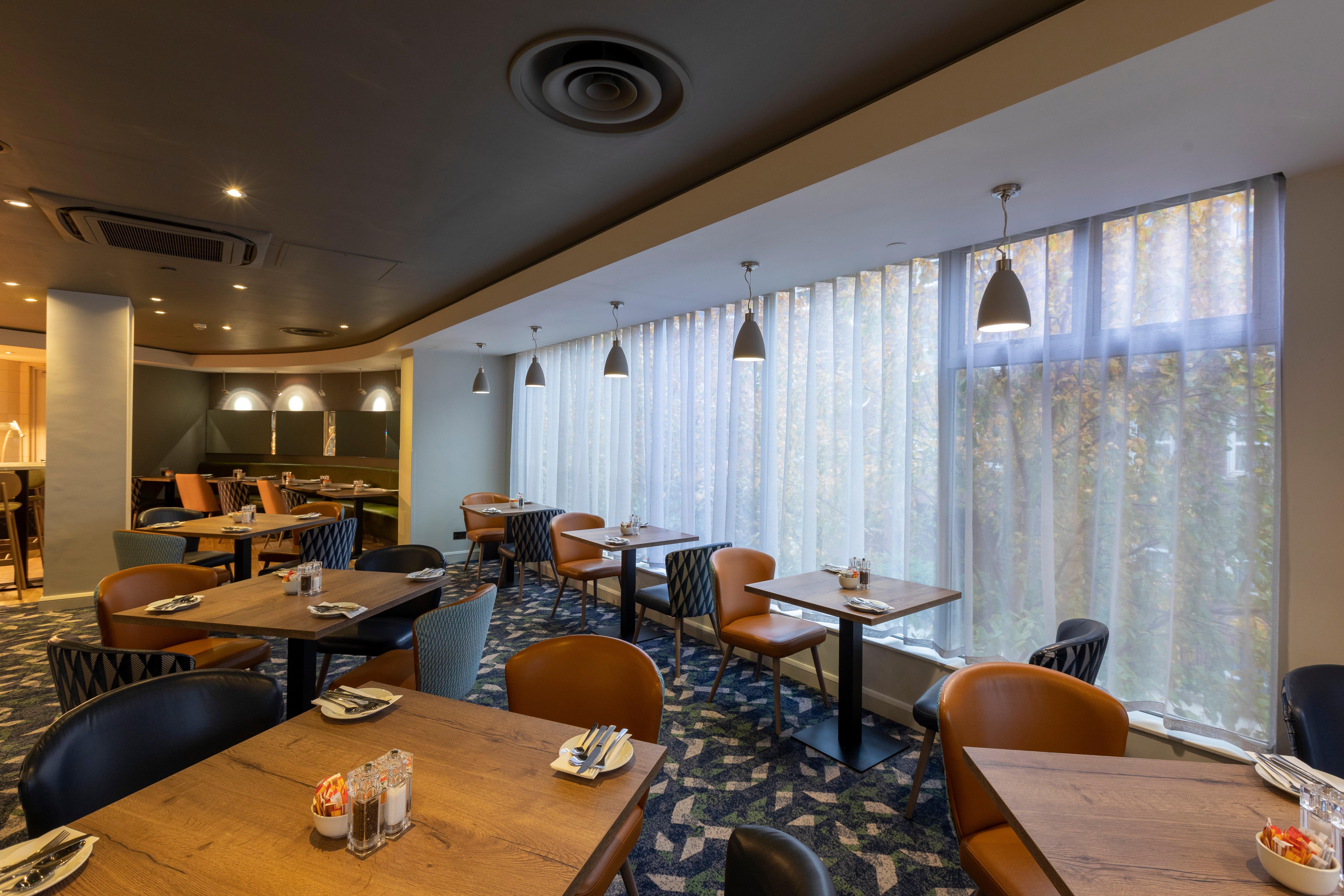 Gallery image of Holiday Inn London Regents Park