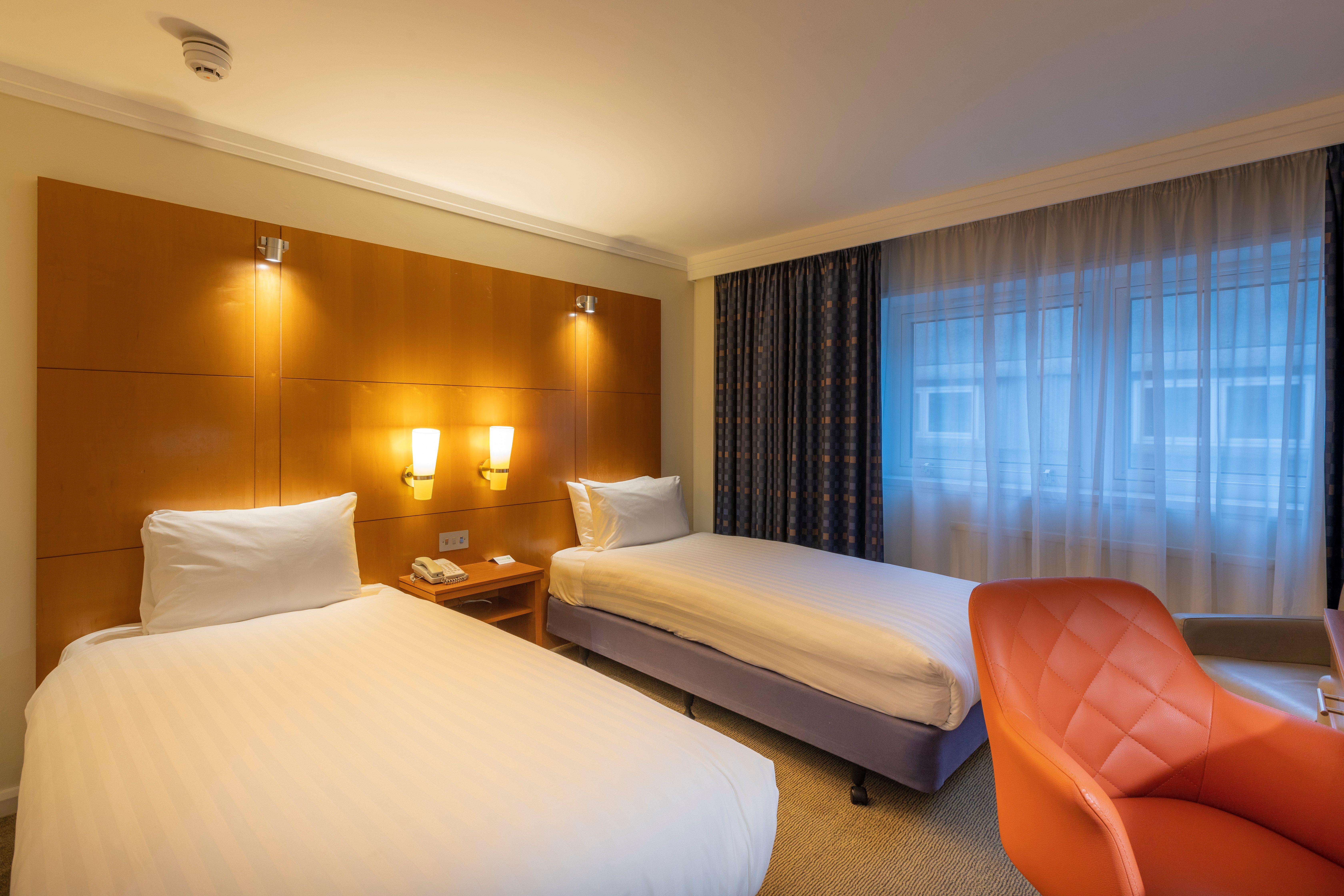 Галерея изображений Holiday Inn London Regents Park