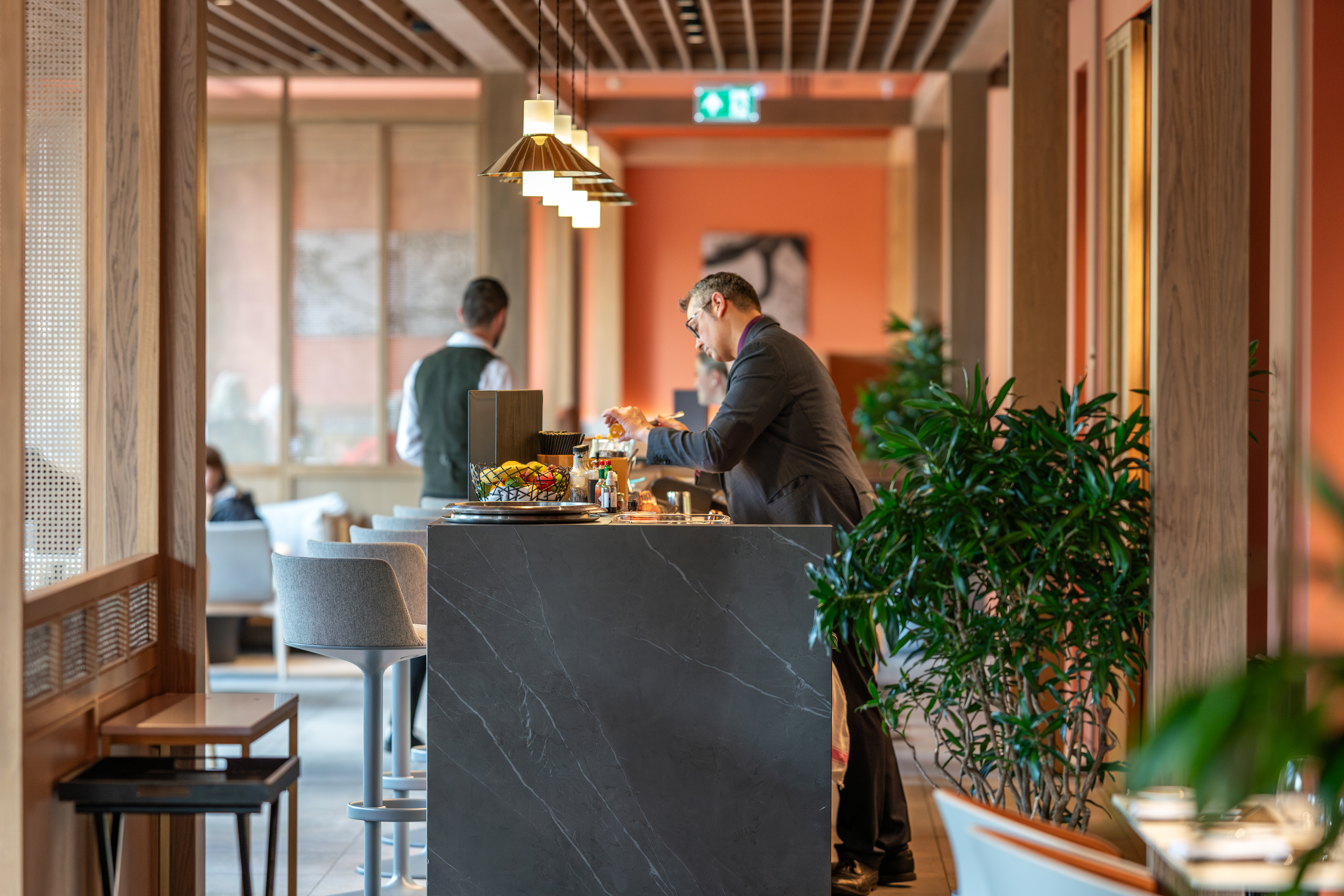 Royal Garden Hotel by null