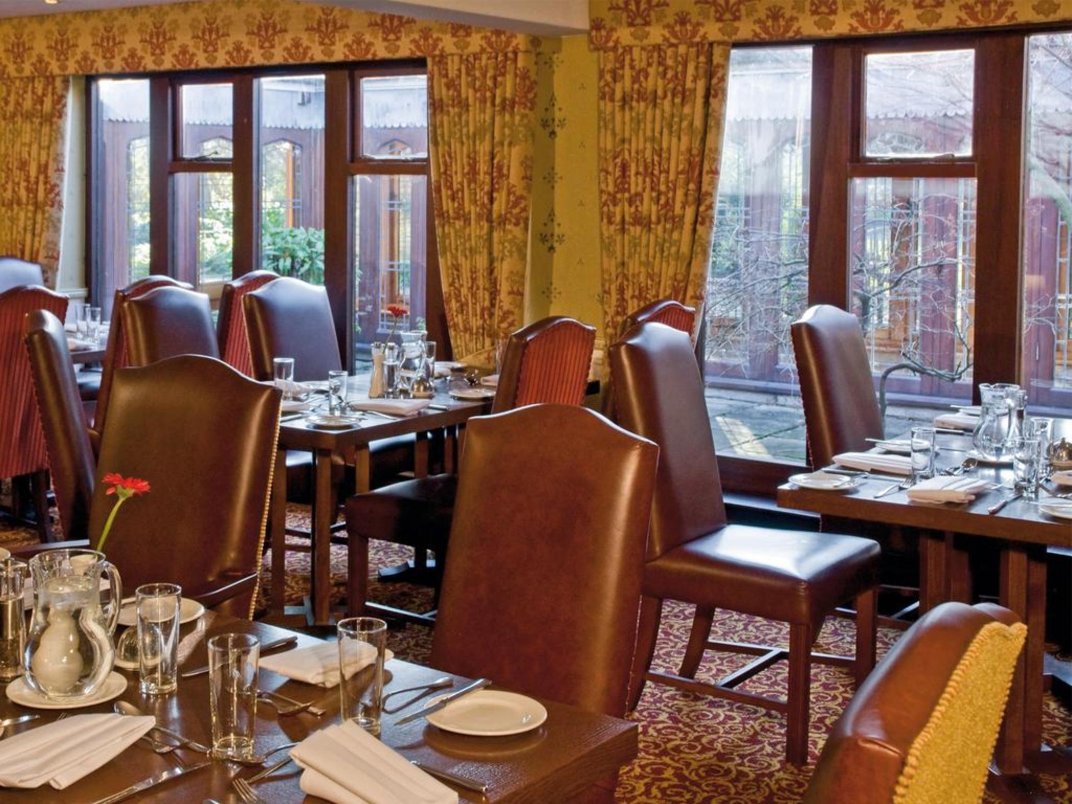 Macdonald Alveston Manor