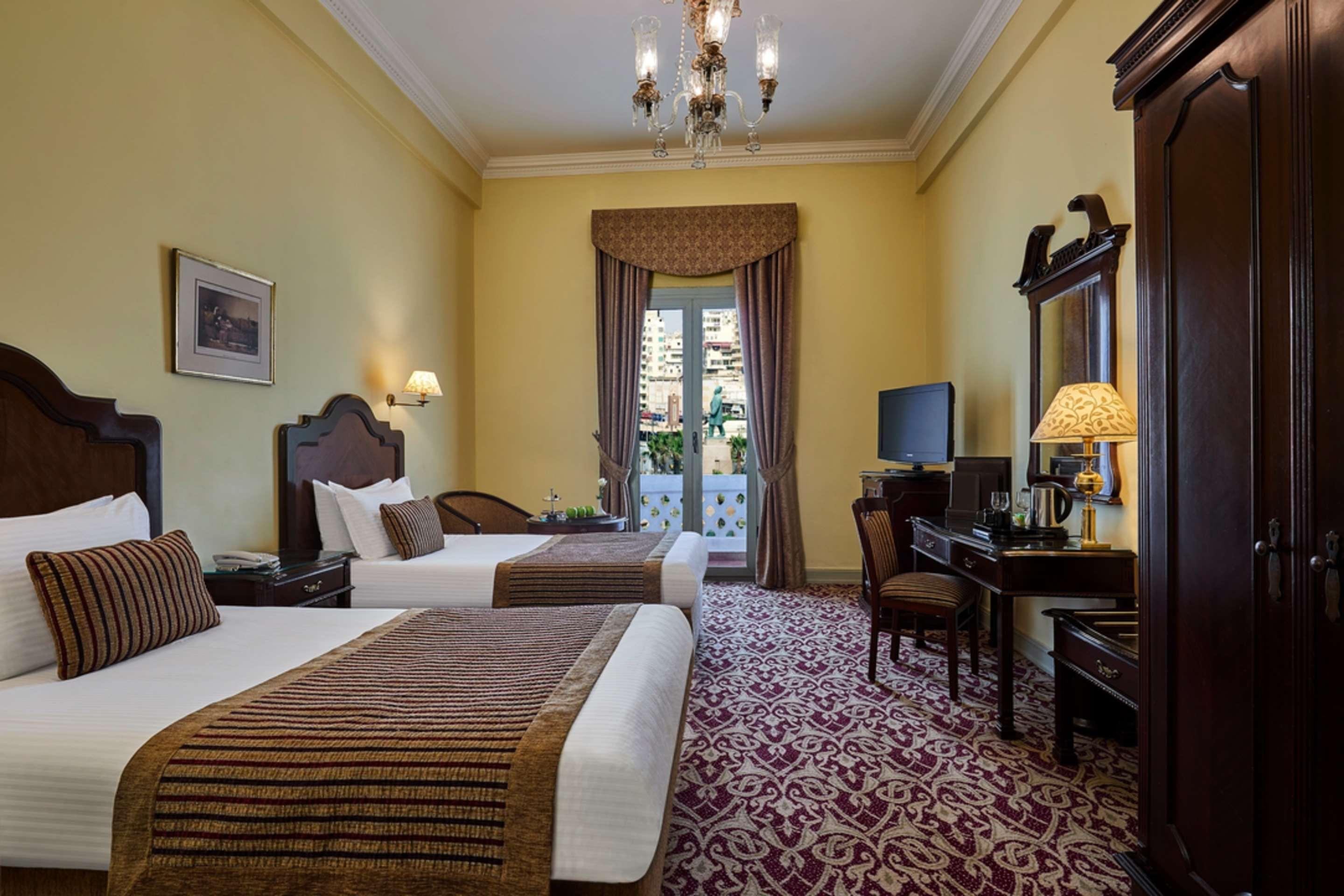 Double or twin room, deluxe