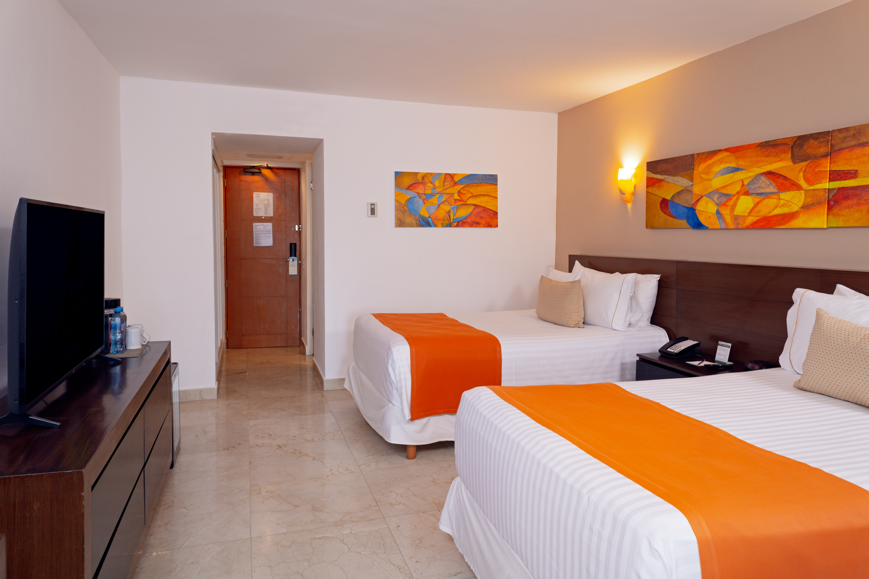 Double room, deluxe, pool view
