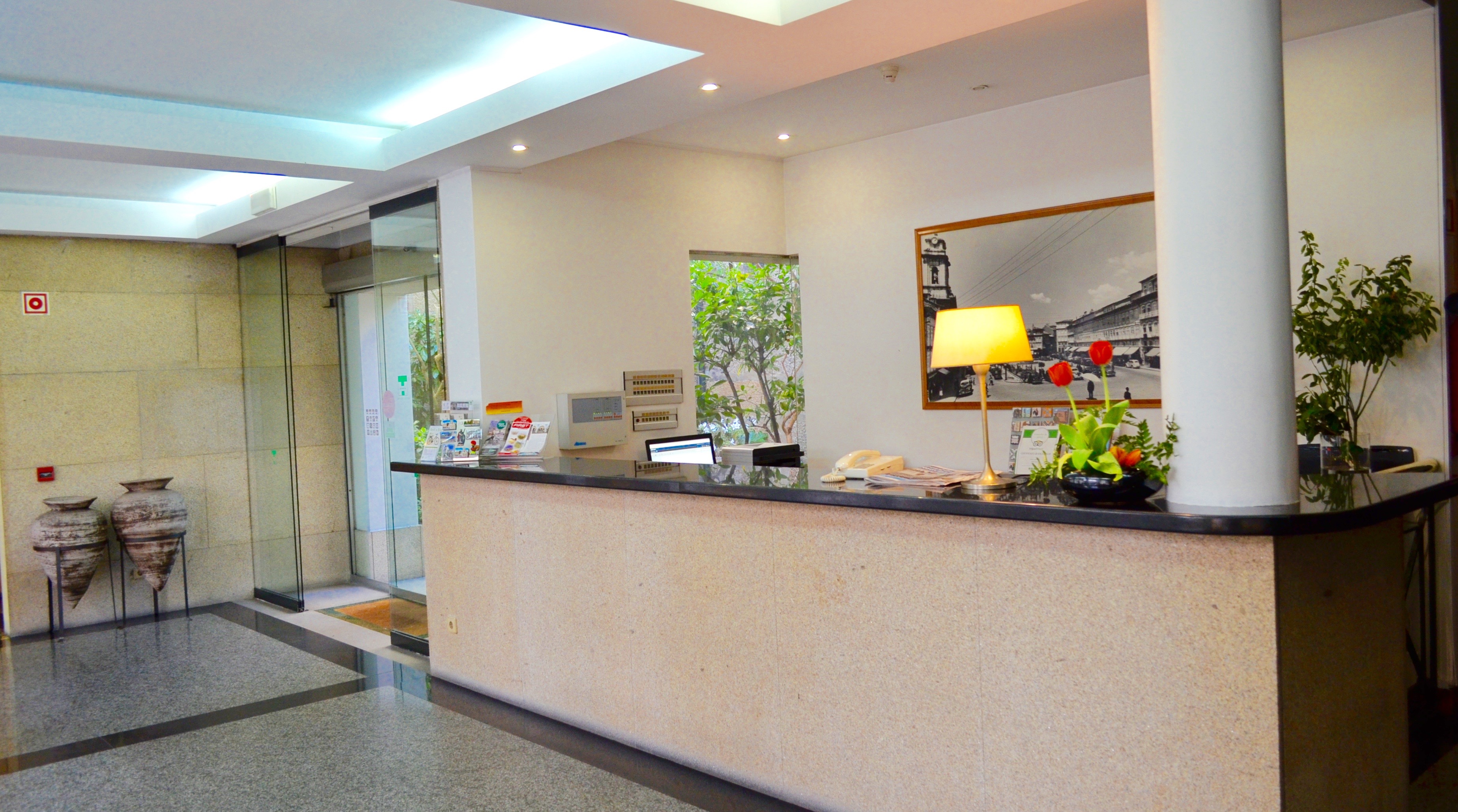 Hotel Toural by null