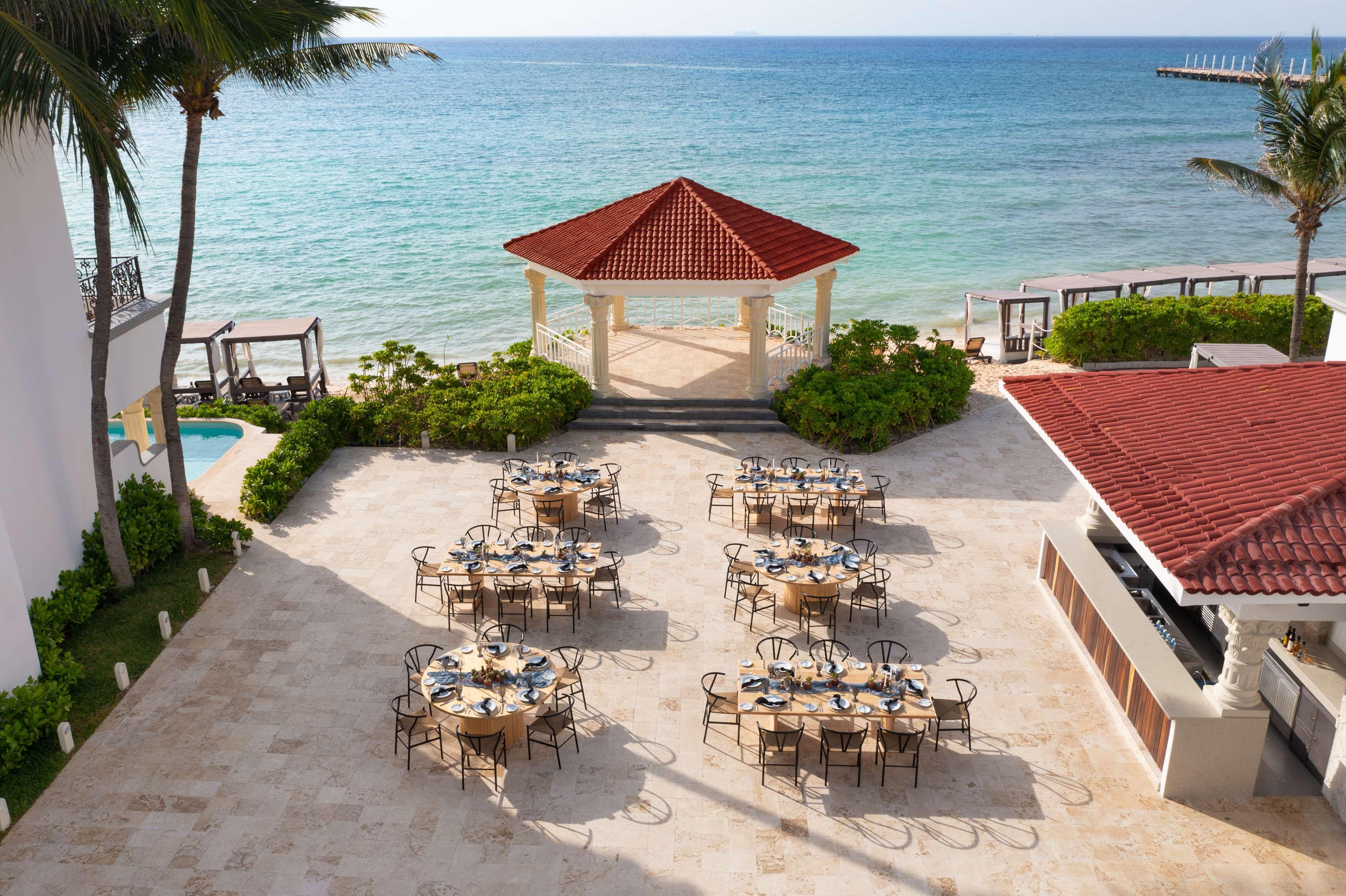 Hyatt Vivid Playa del Carmen by null