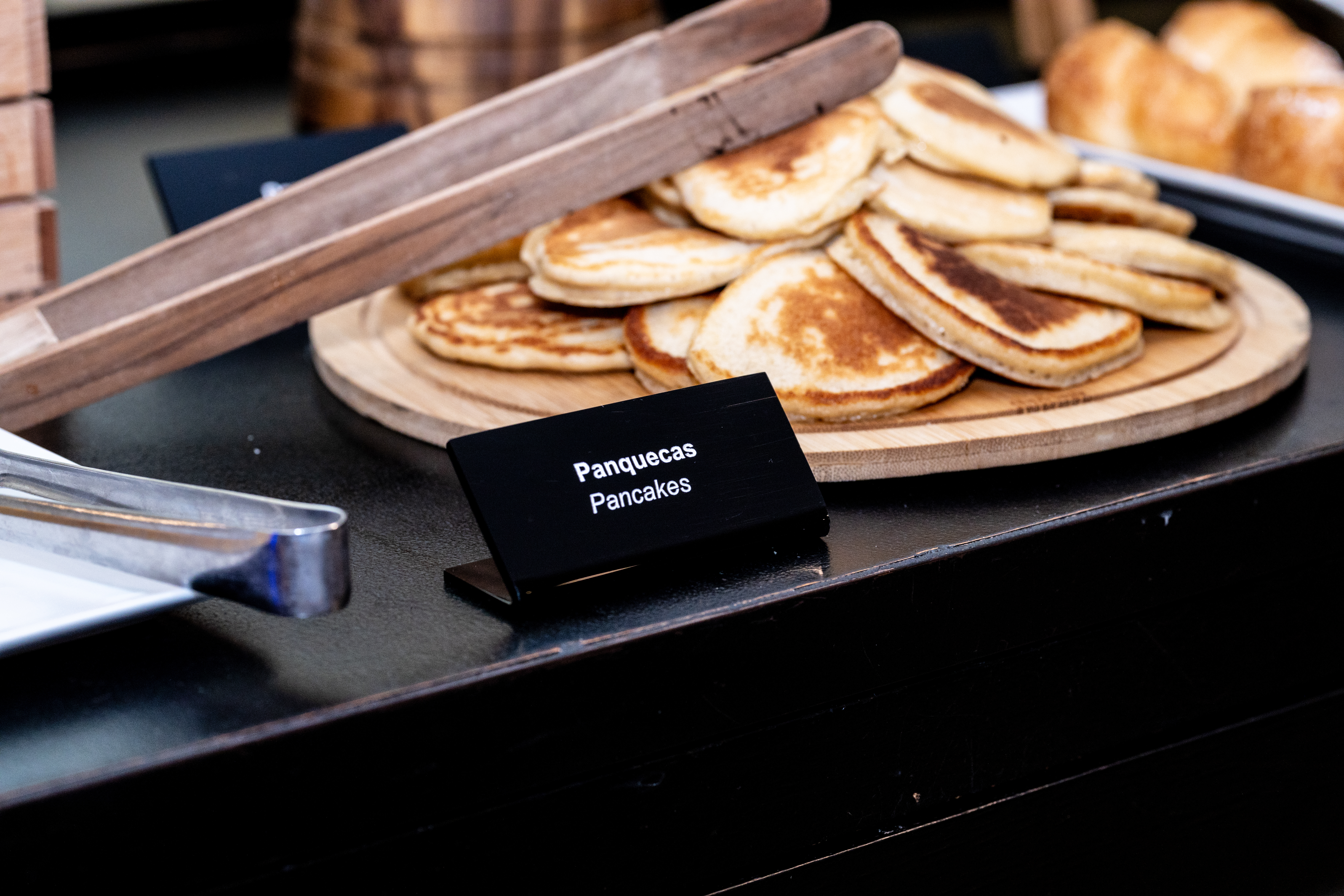 Acevi Villarroel - фото