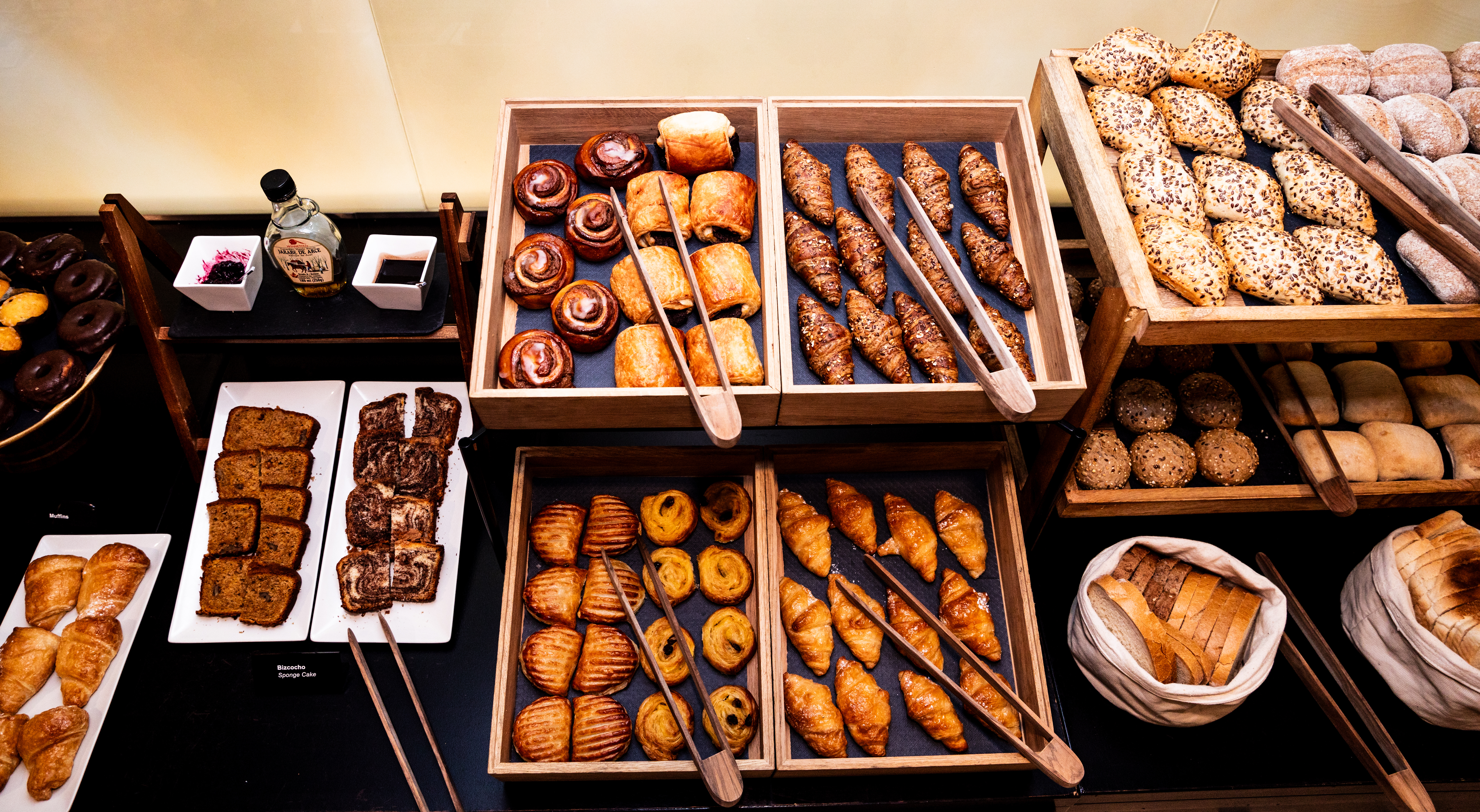 Acevi Villarroel - фото