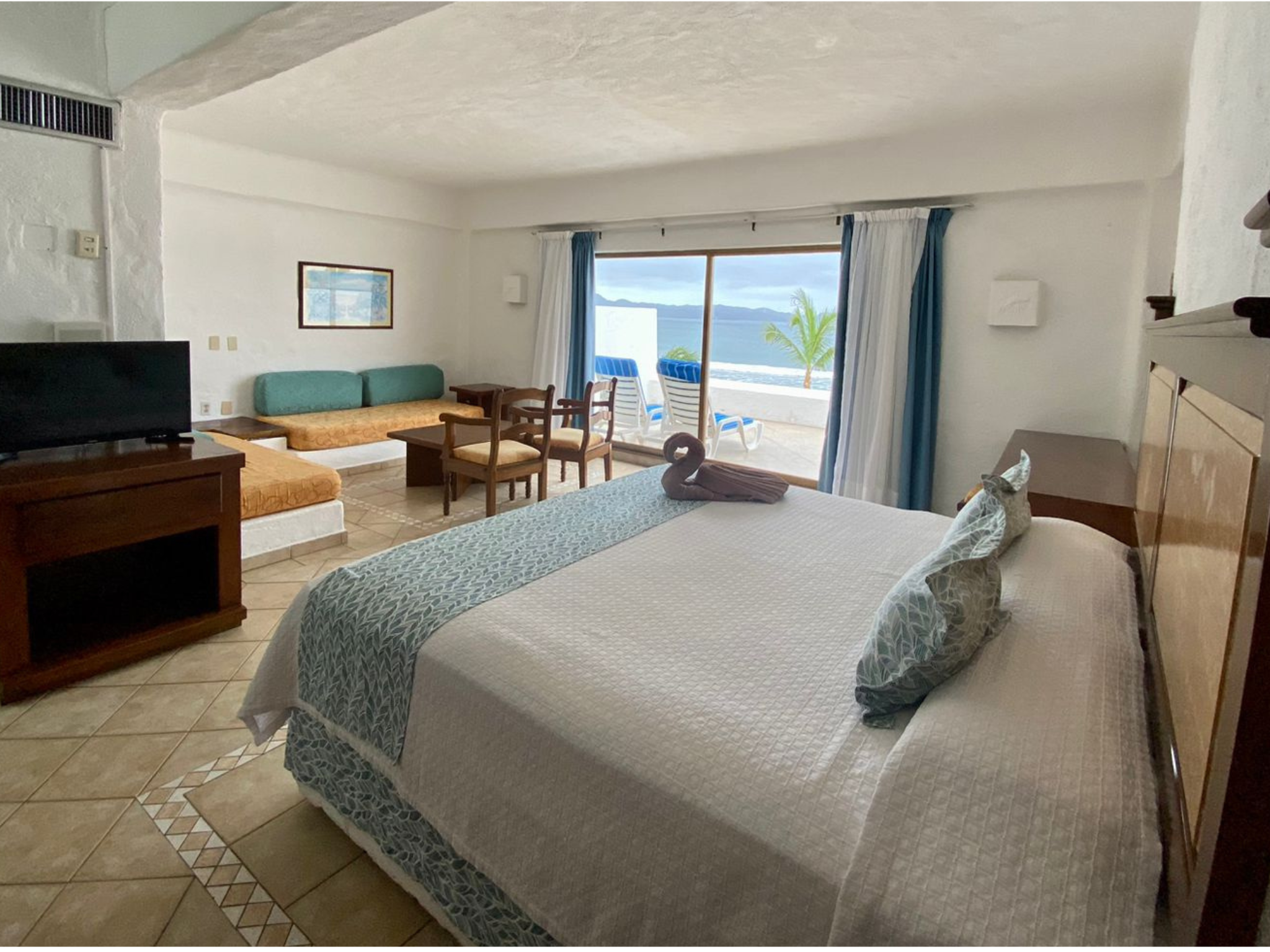 Suite, junior, ocean view