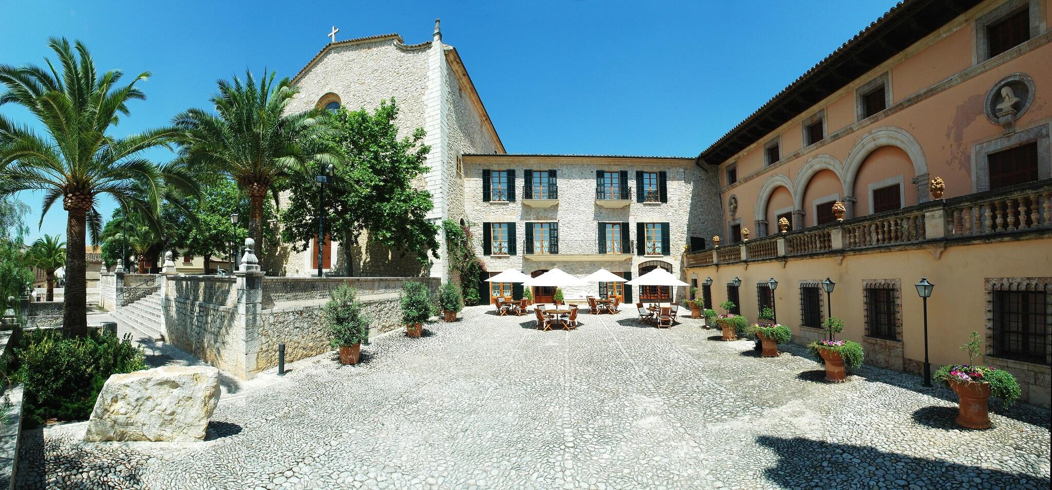 Cas Comte Petit Hotel & Spa