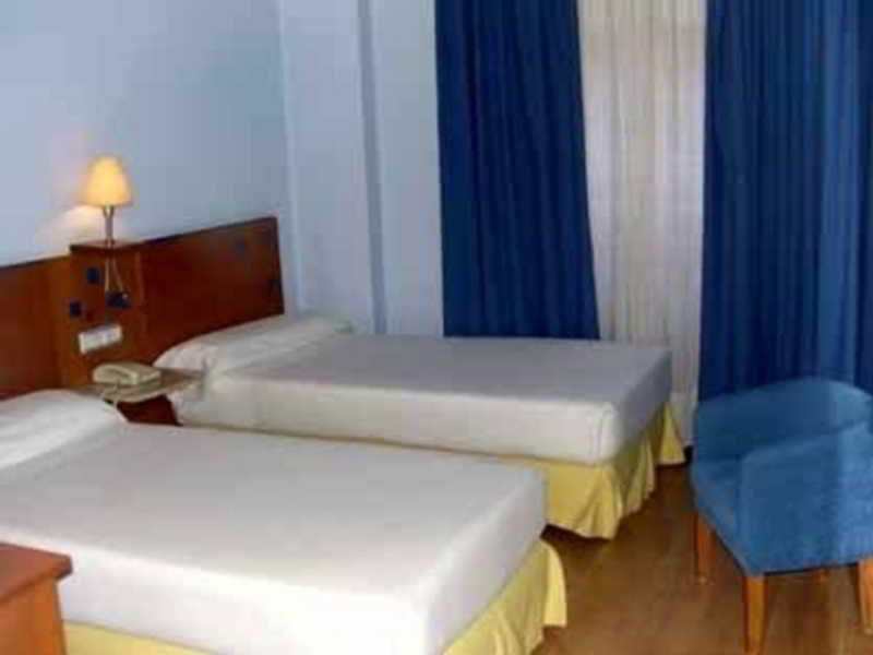 Hotel City Express Covadonga by null