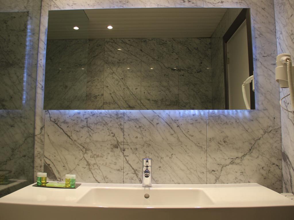 Hotel Chiqui Santander by null