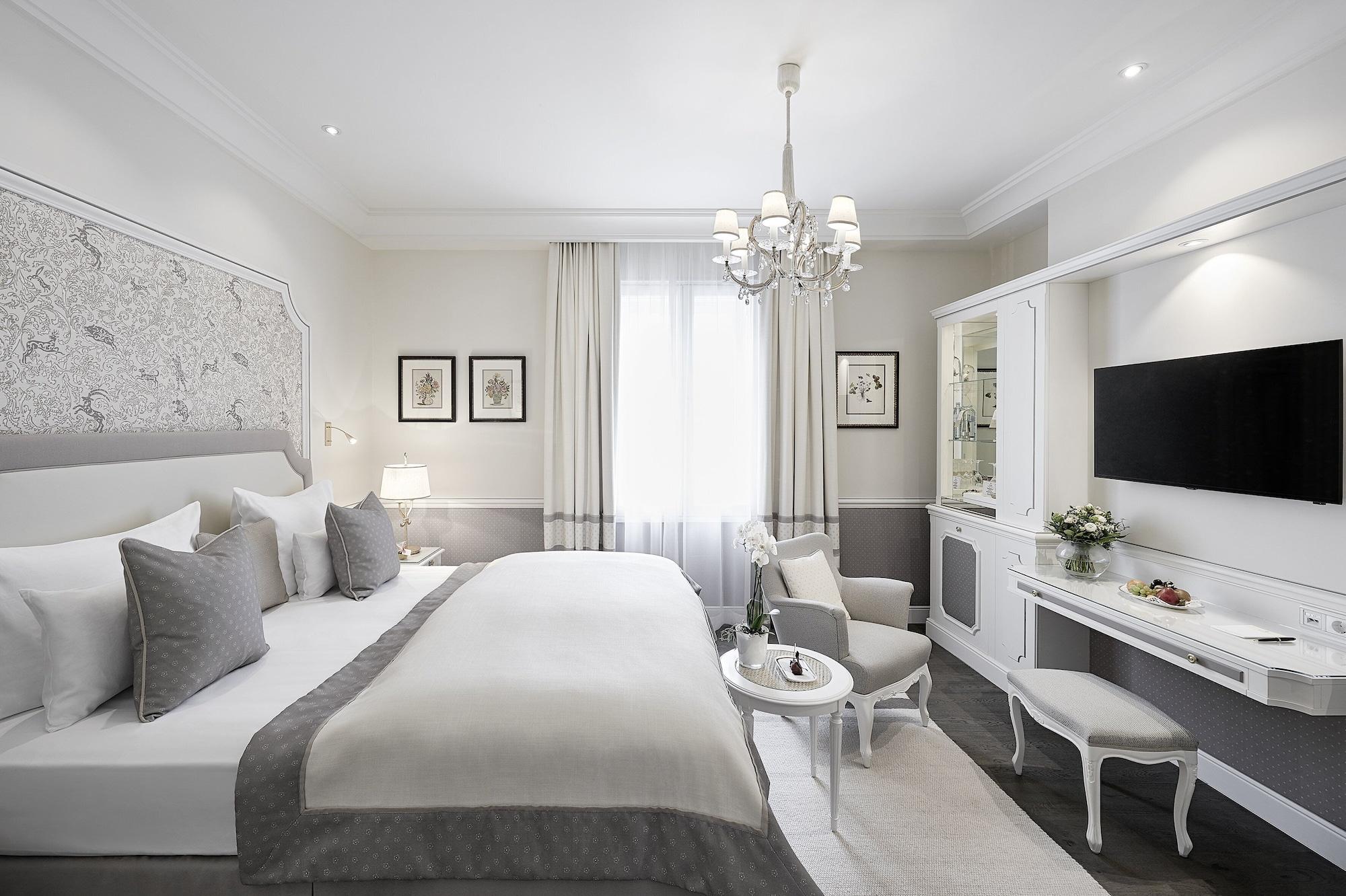 Hotel Sacher Salzburg by null