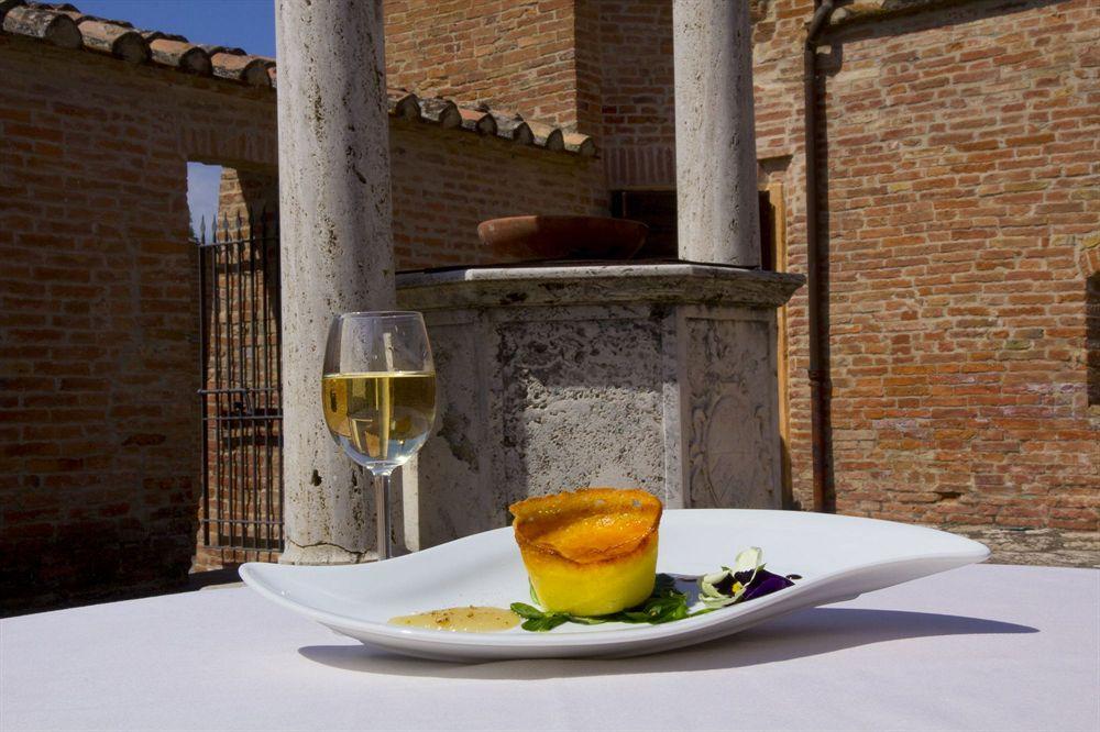 Castello Di Leonina Relais by null