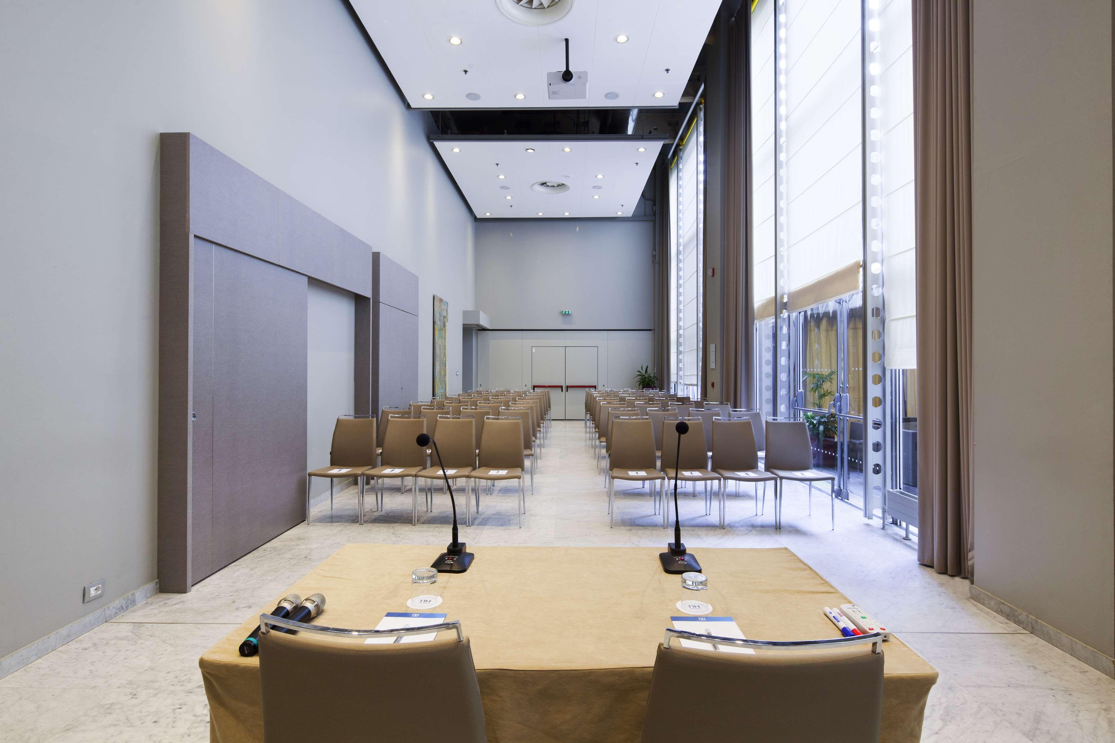 Hotel NH Torino Lingotto Congress by null