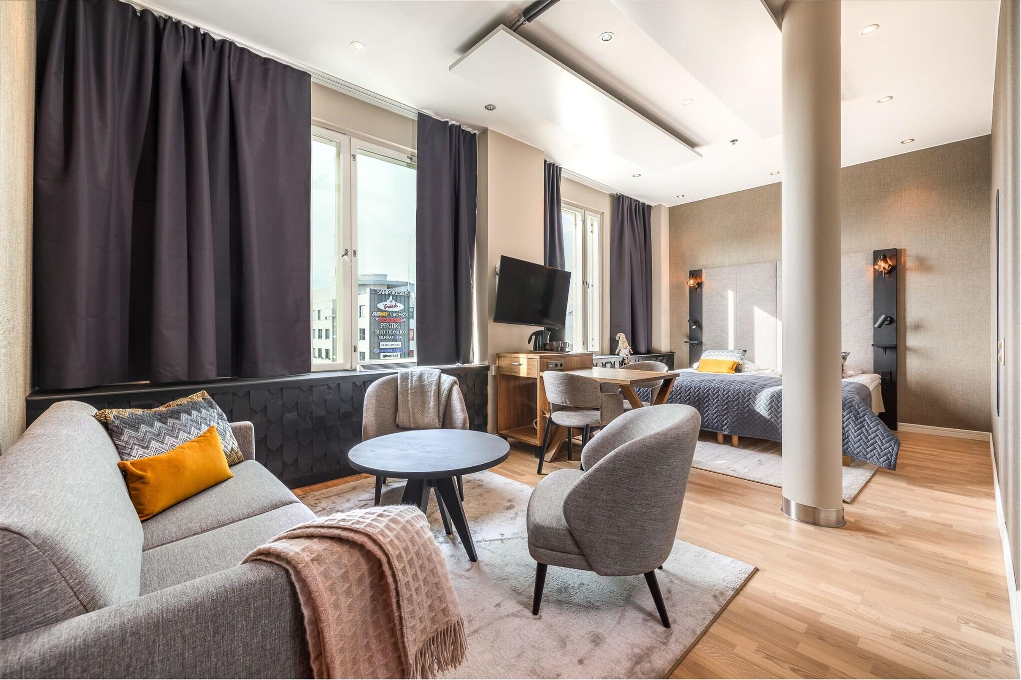 Santa's Hotel Santa Claus by null