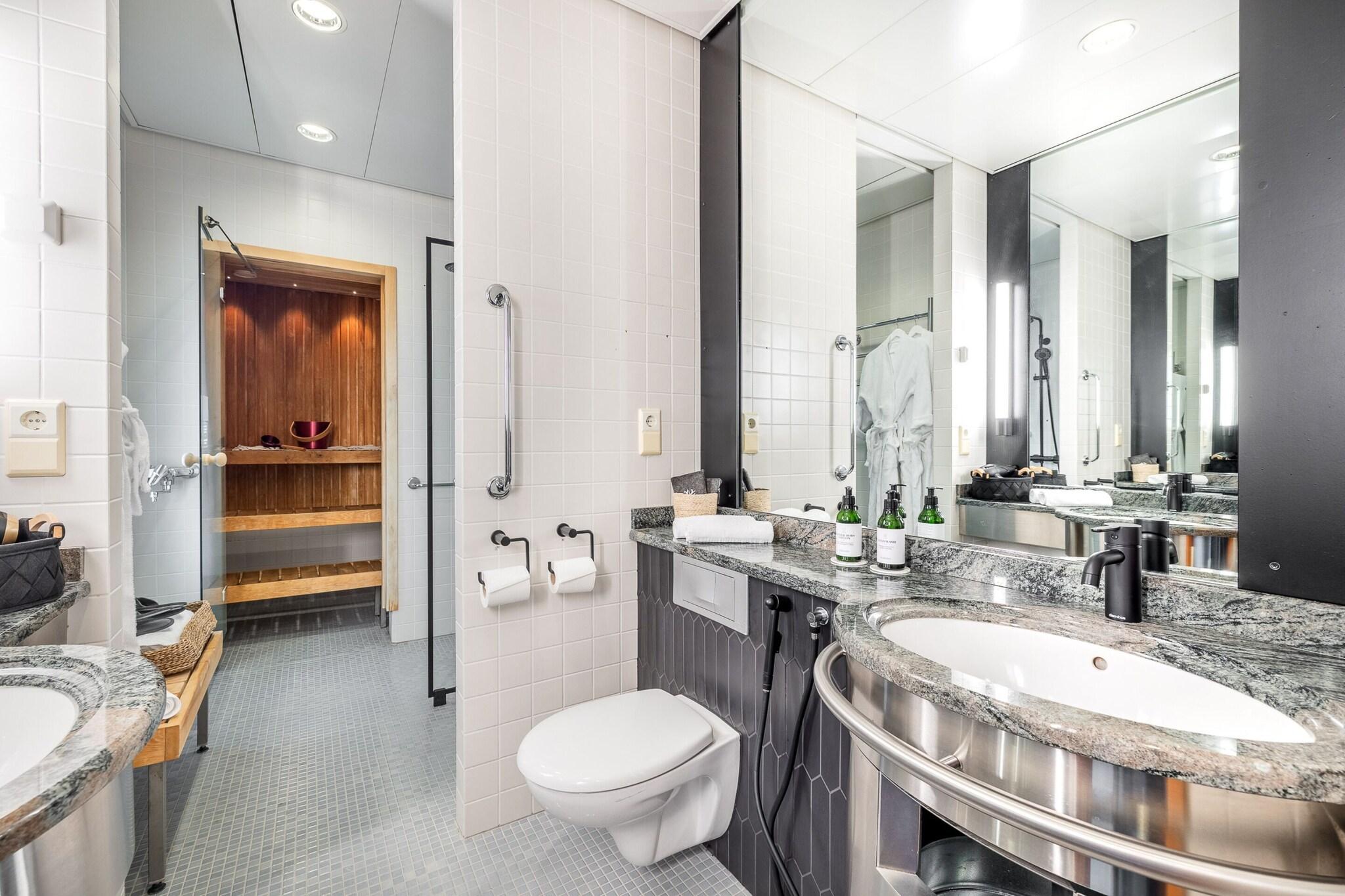 Santa's Hotel Santa Claus by null