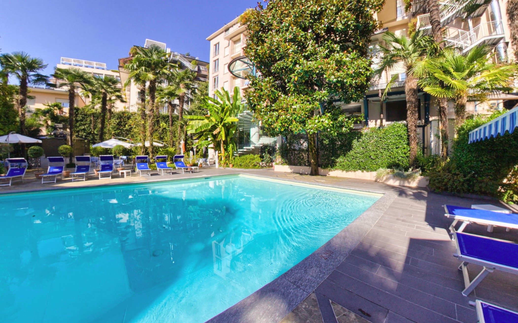 Hotel Astoria by null