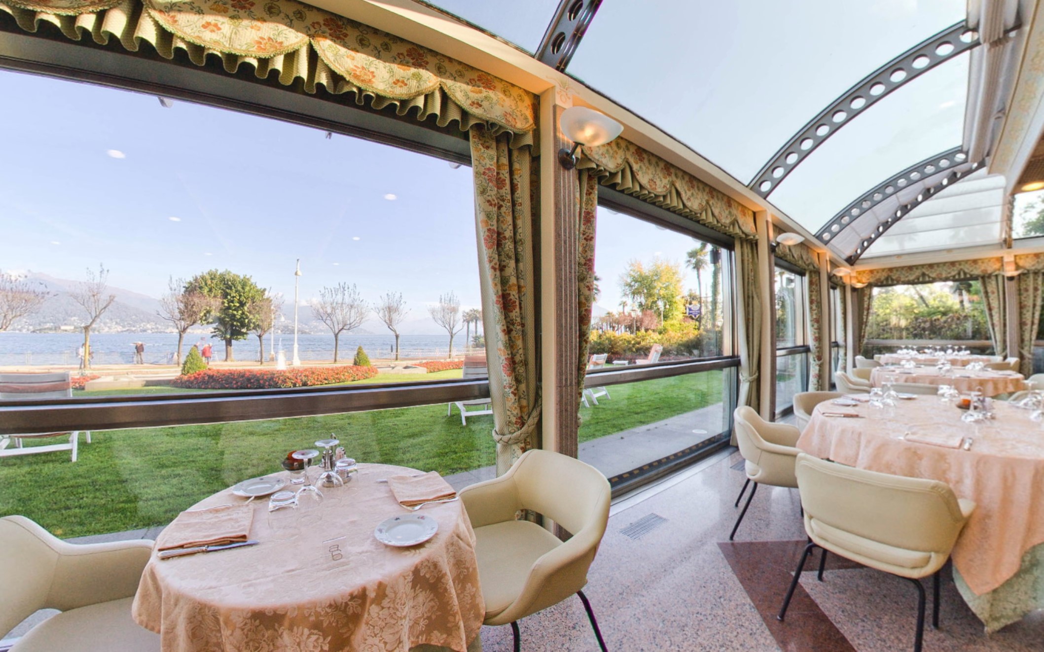 Hotel Astoria by null