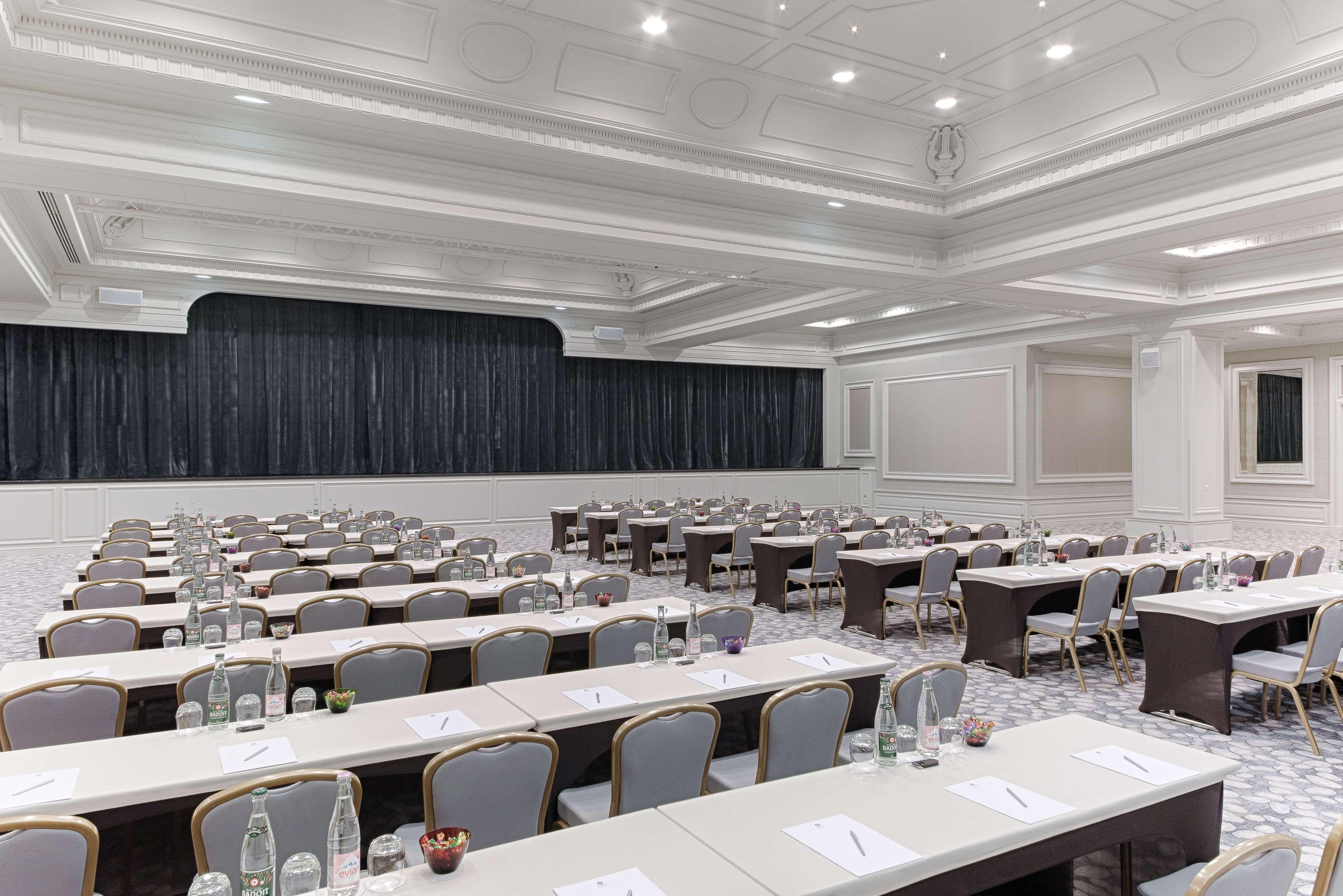 Hyatt Regency Nice Palais De La Mediterranee - photo