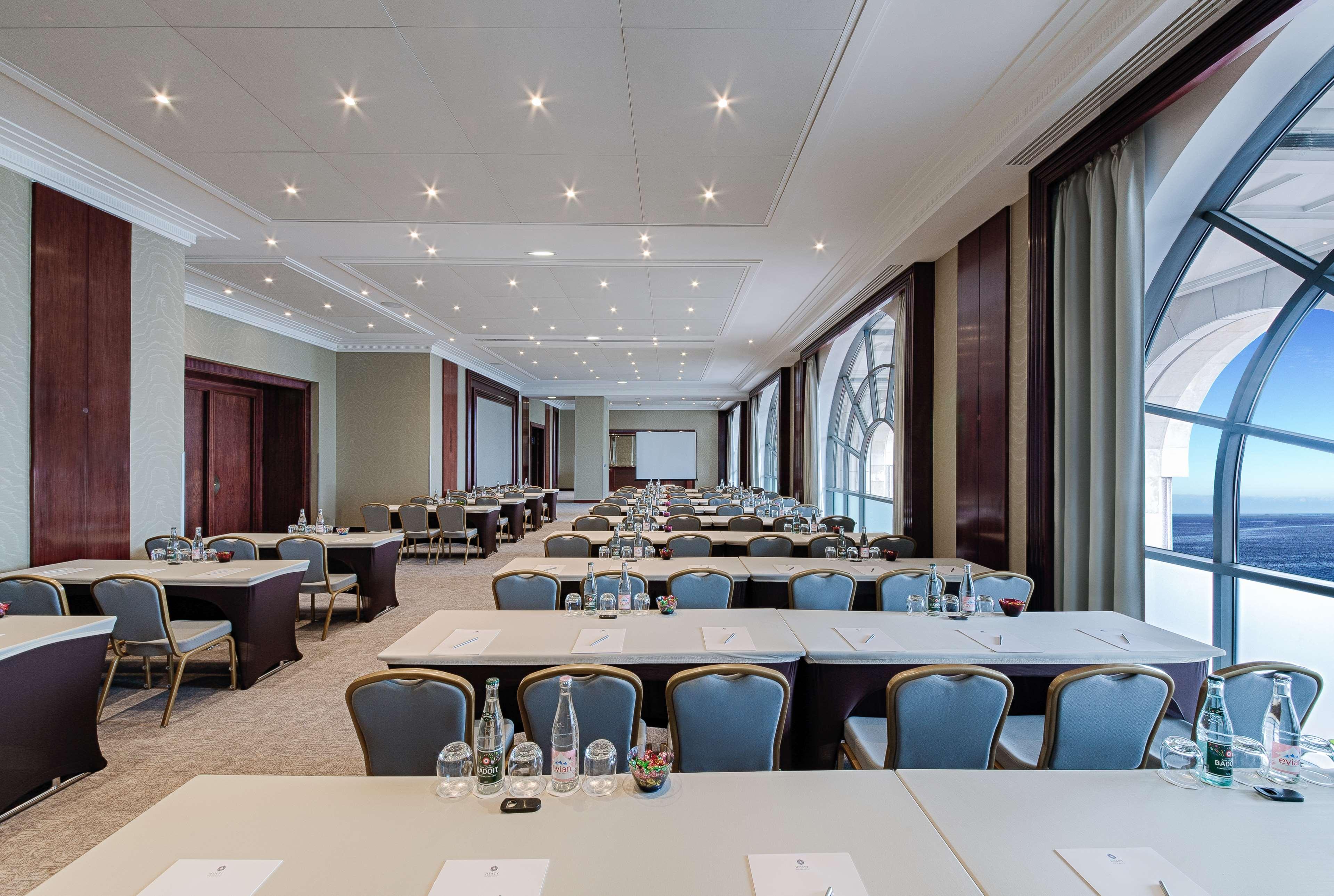 Hyatt Regency Nice Palais De La Mediterranee - photo