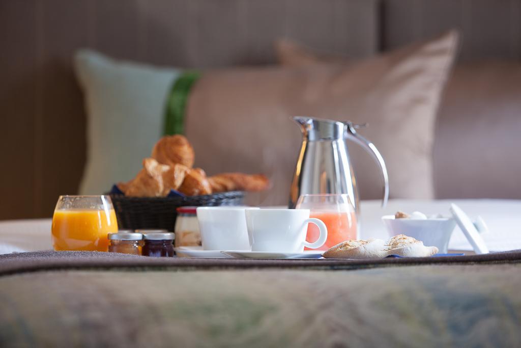 Hotel Brighton by null