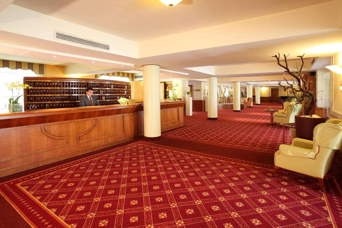 Starhotels Business Palace - photo