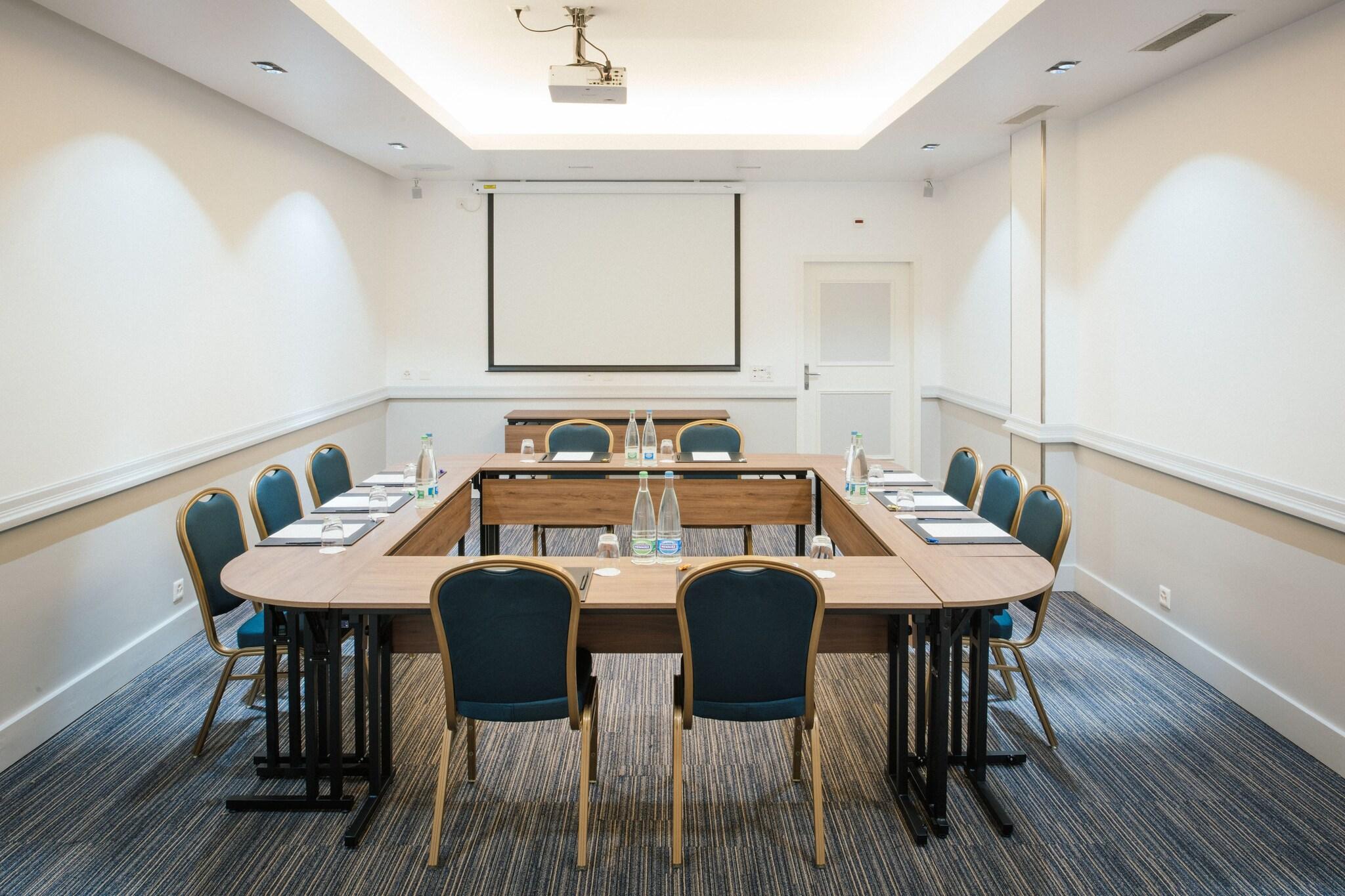 Grand Hotel Suisse Majestic, Autograph Collection by null