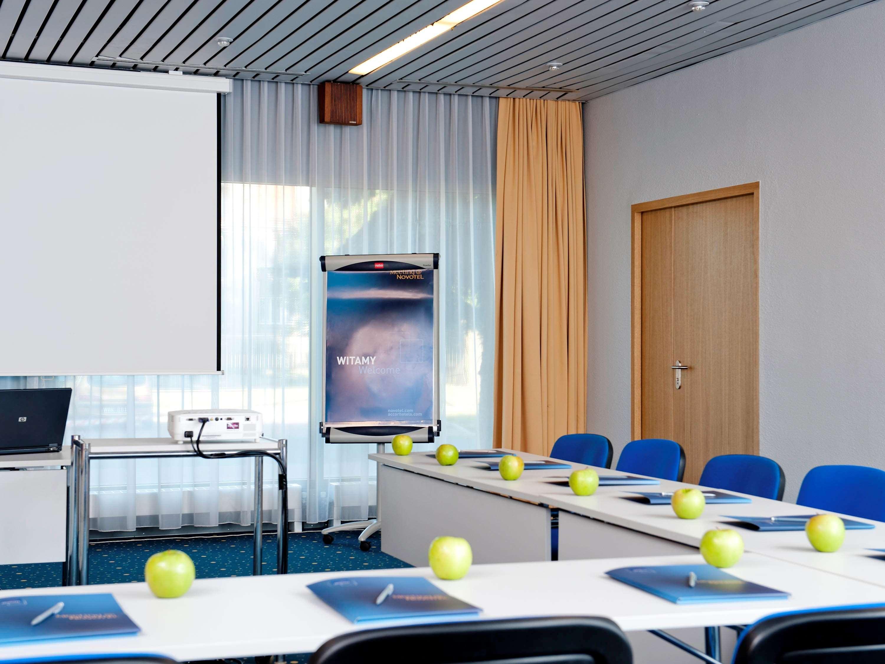 Novotel Wroclaw City - фото