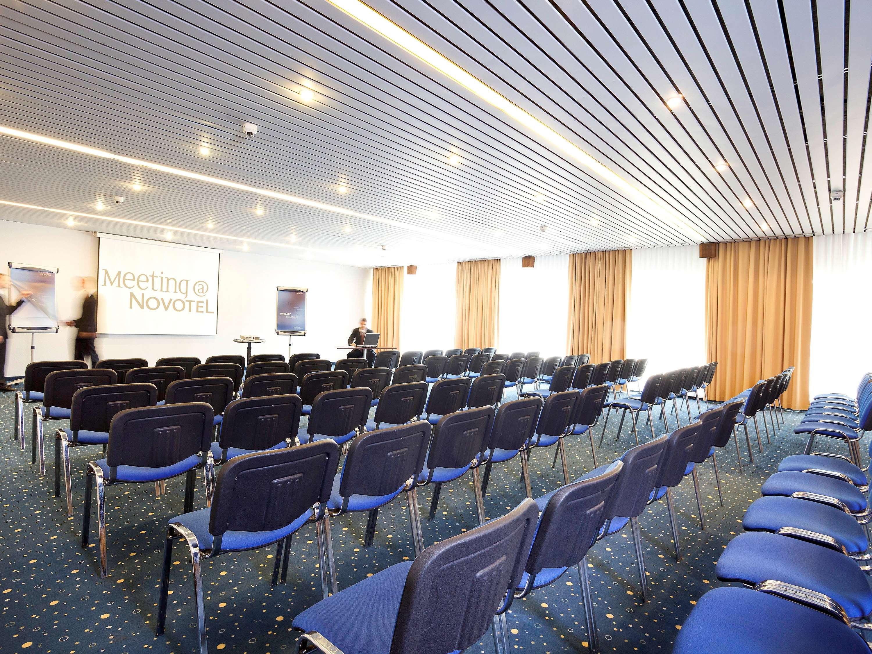 Novotel Wroclaw City - фото