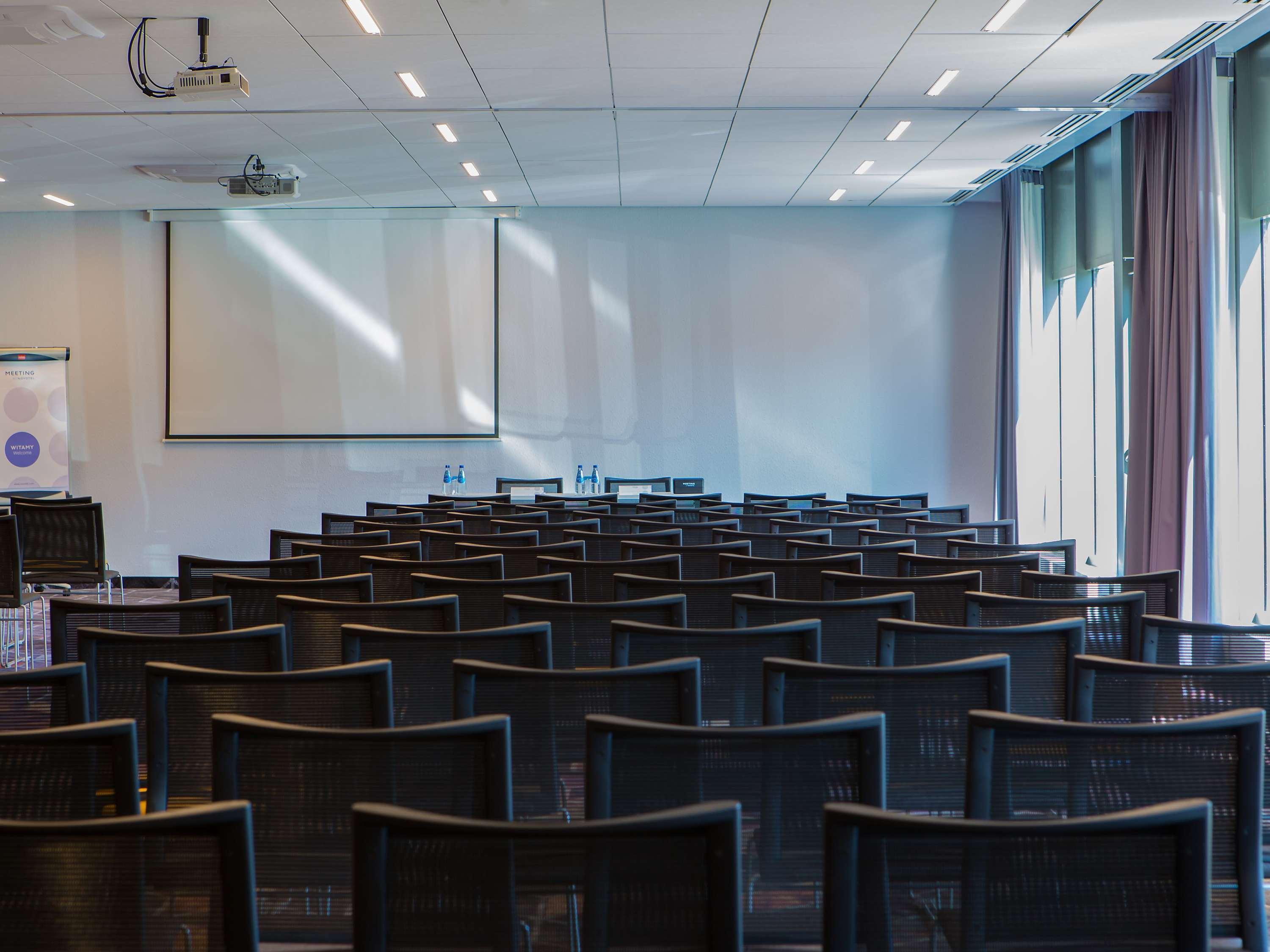 Novotel Wroclaw City - фото