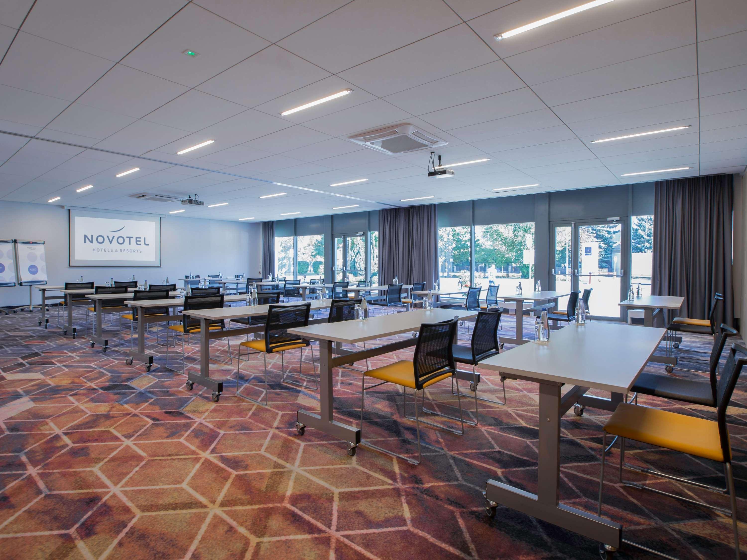 Novotel Wroclaw City - фото