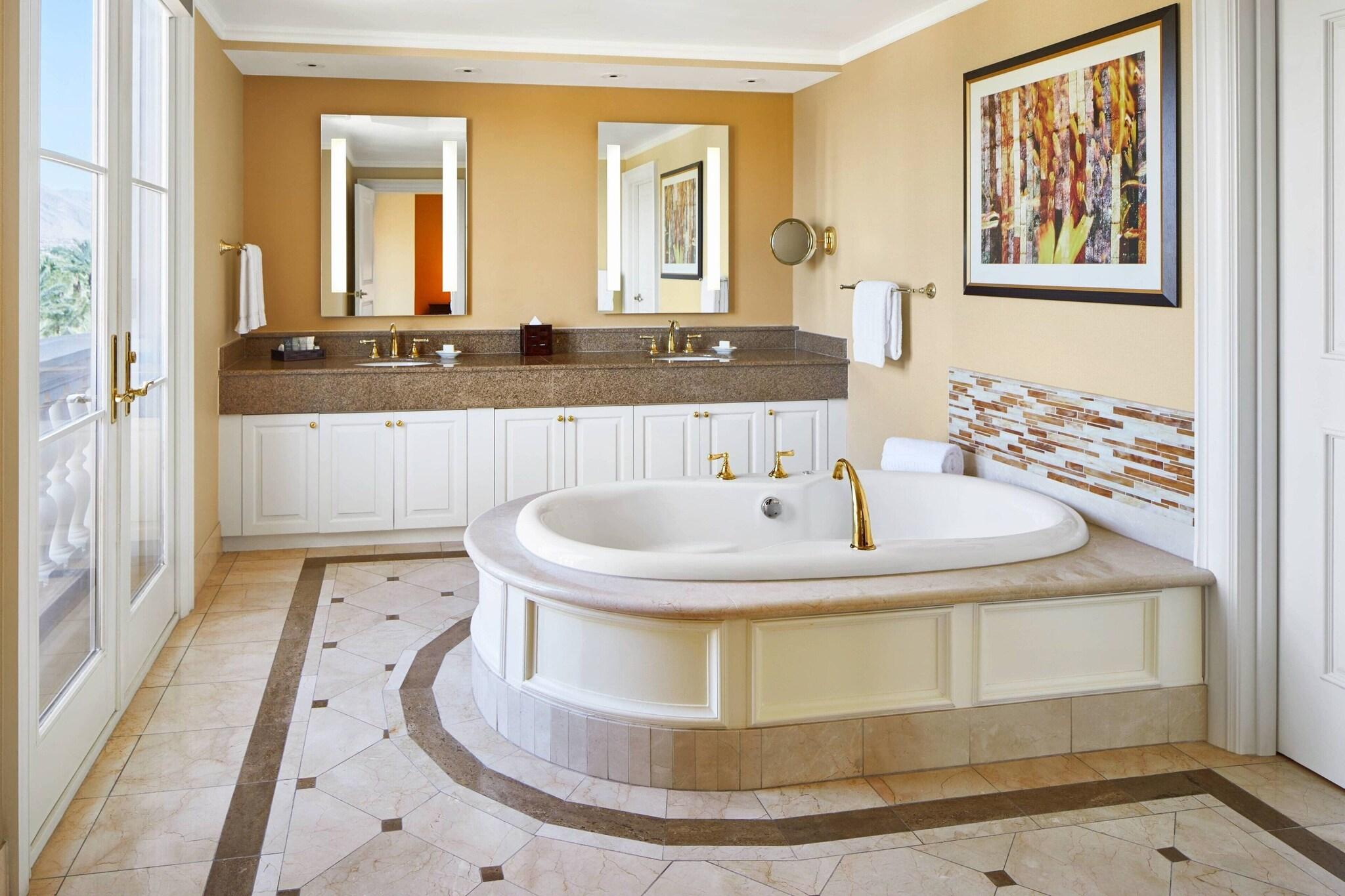 JW Marriott Las Vegas Resort & Spa by null