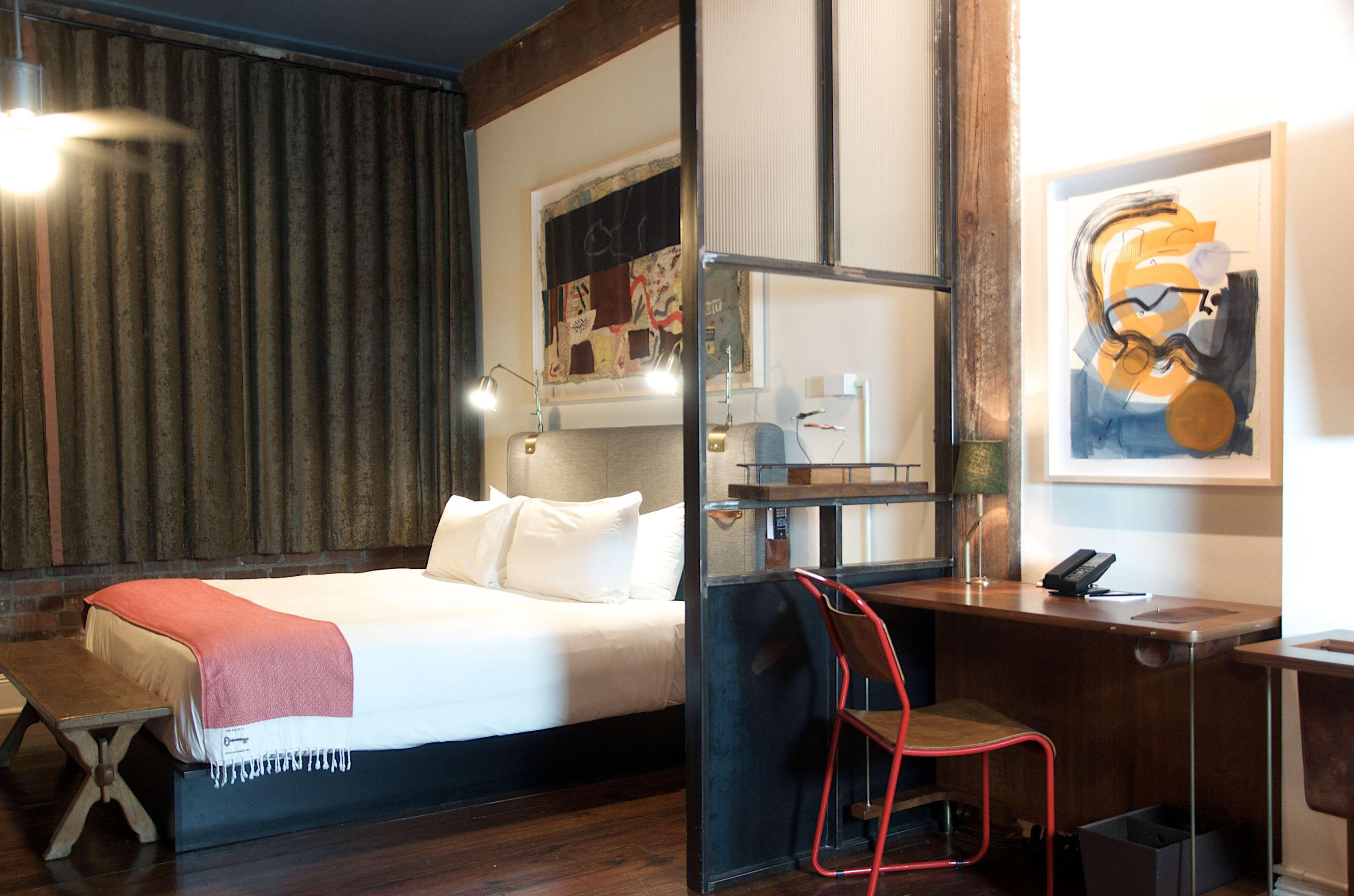 The Old No. 77 Hotel & Chandlery by null