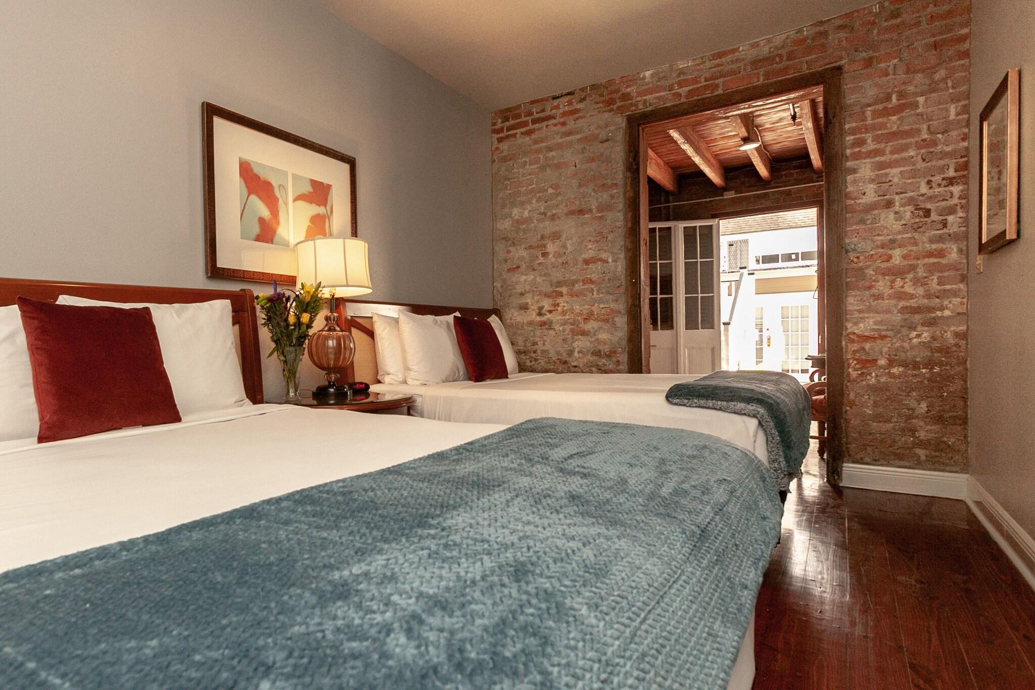 New Orleans Courtyard Hotel by null