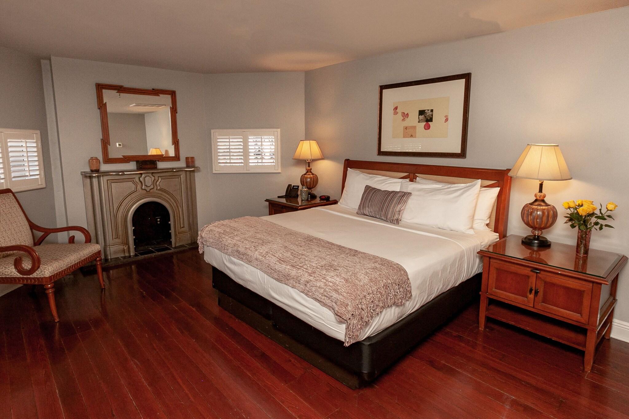 New Orleans Courtyard Hotel by null