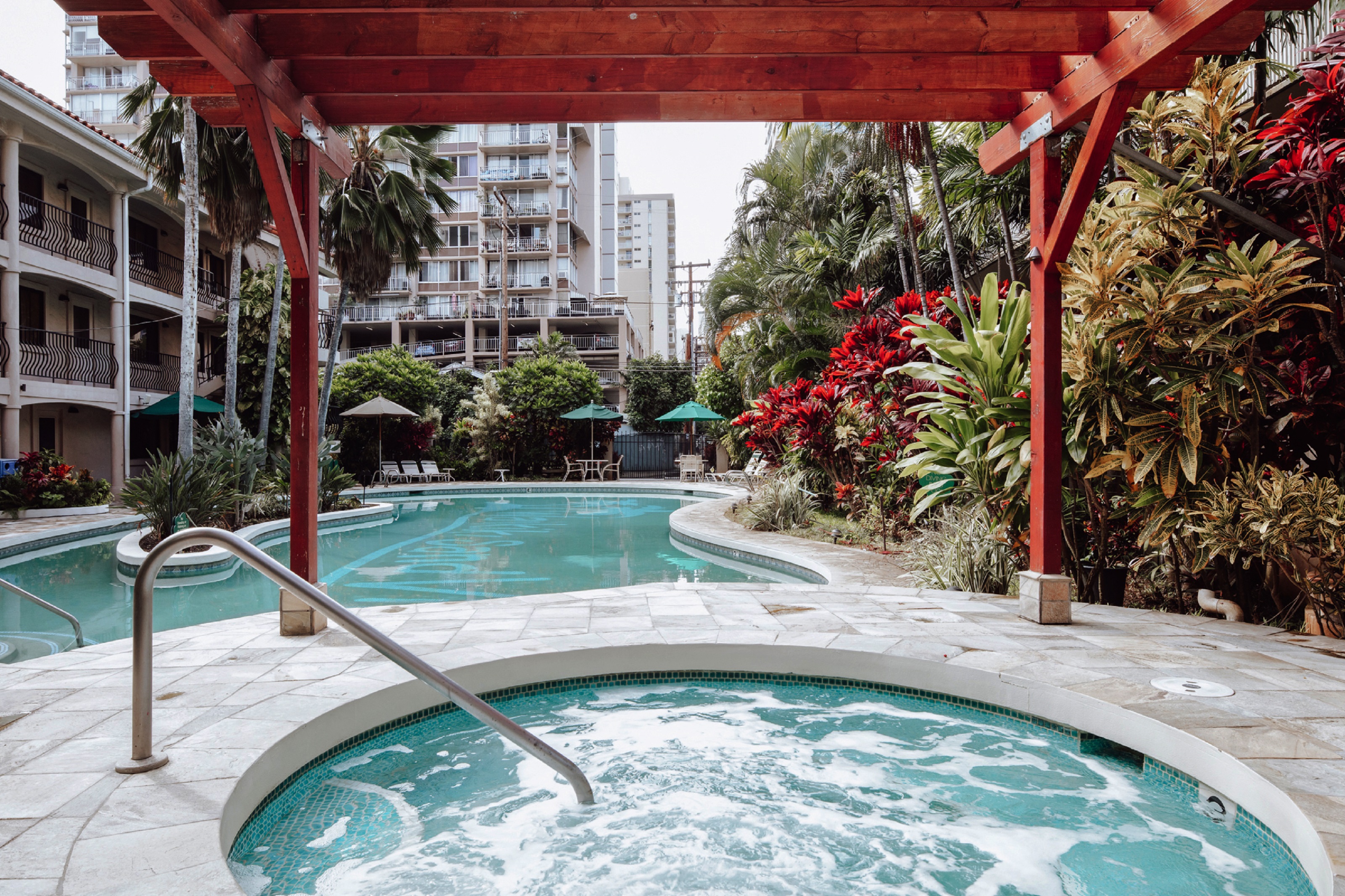 Wayfinder Waikiki by null