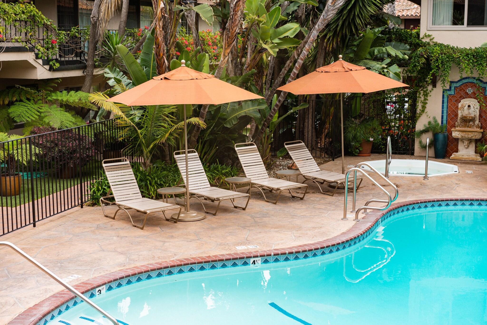 Inn by the Harbor by null