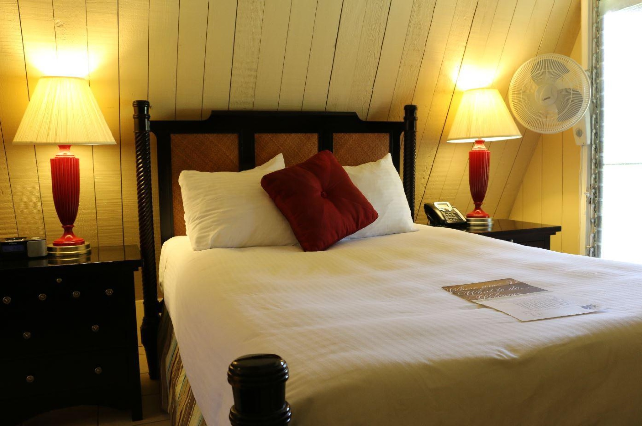 Hotel Moloka'i by null