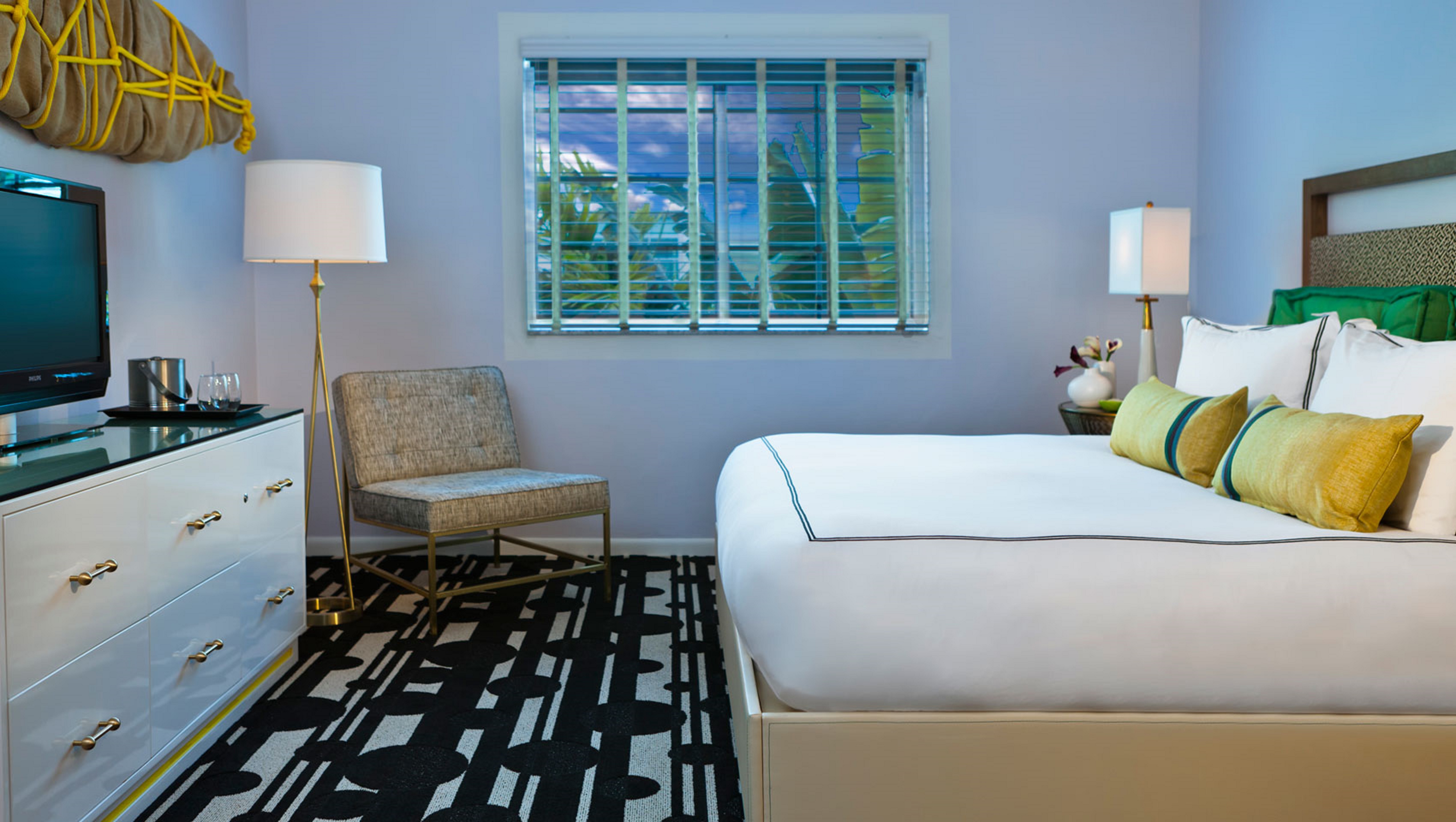 Kimpton Surfcomber Hotel