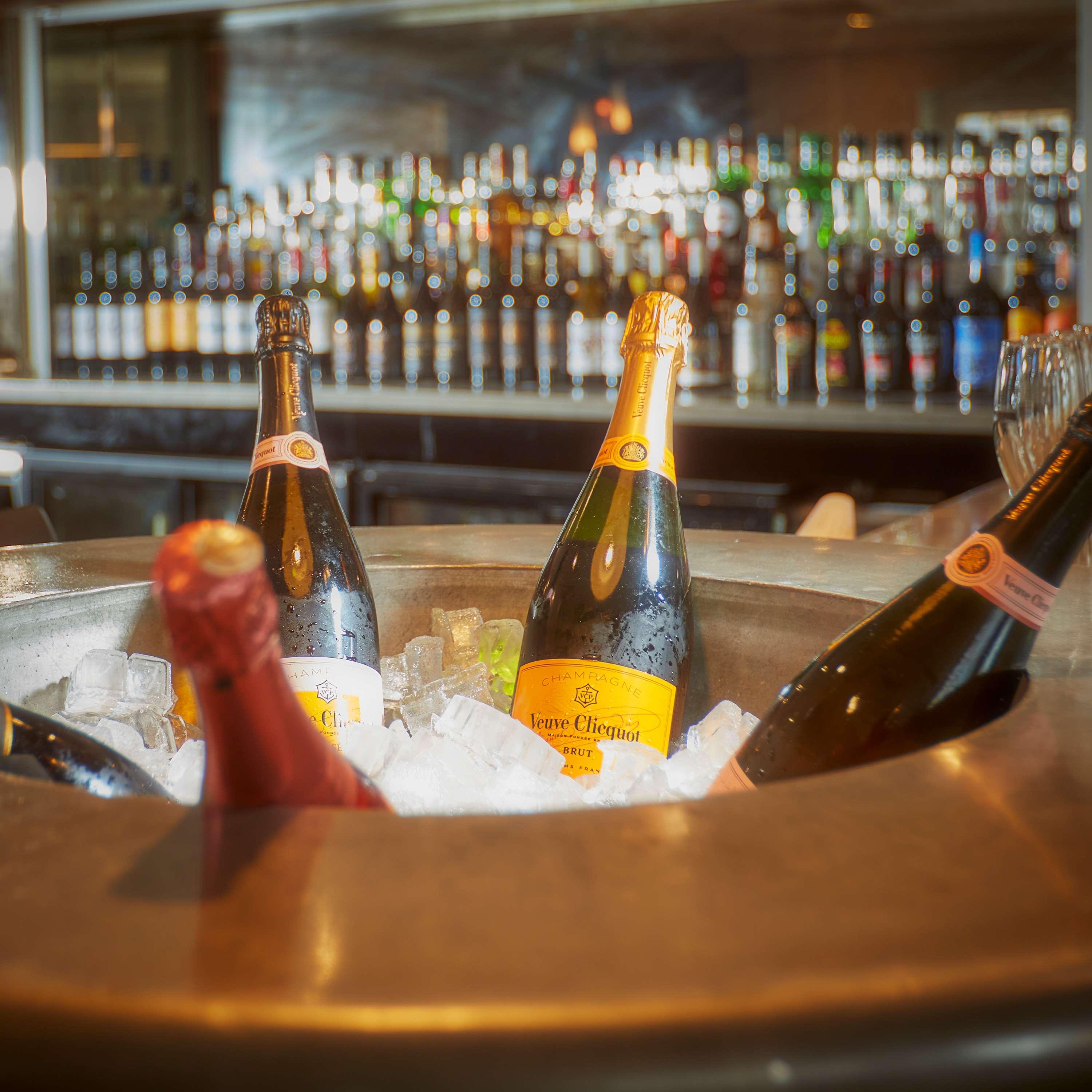 The Arden Hotel by null