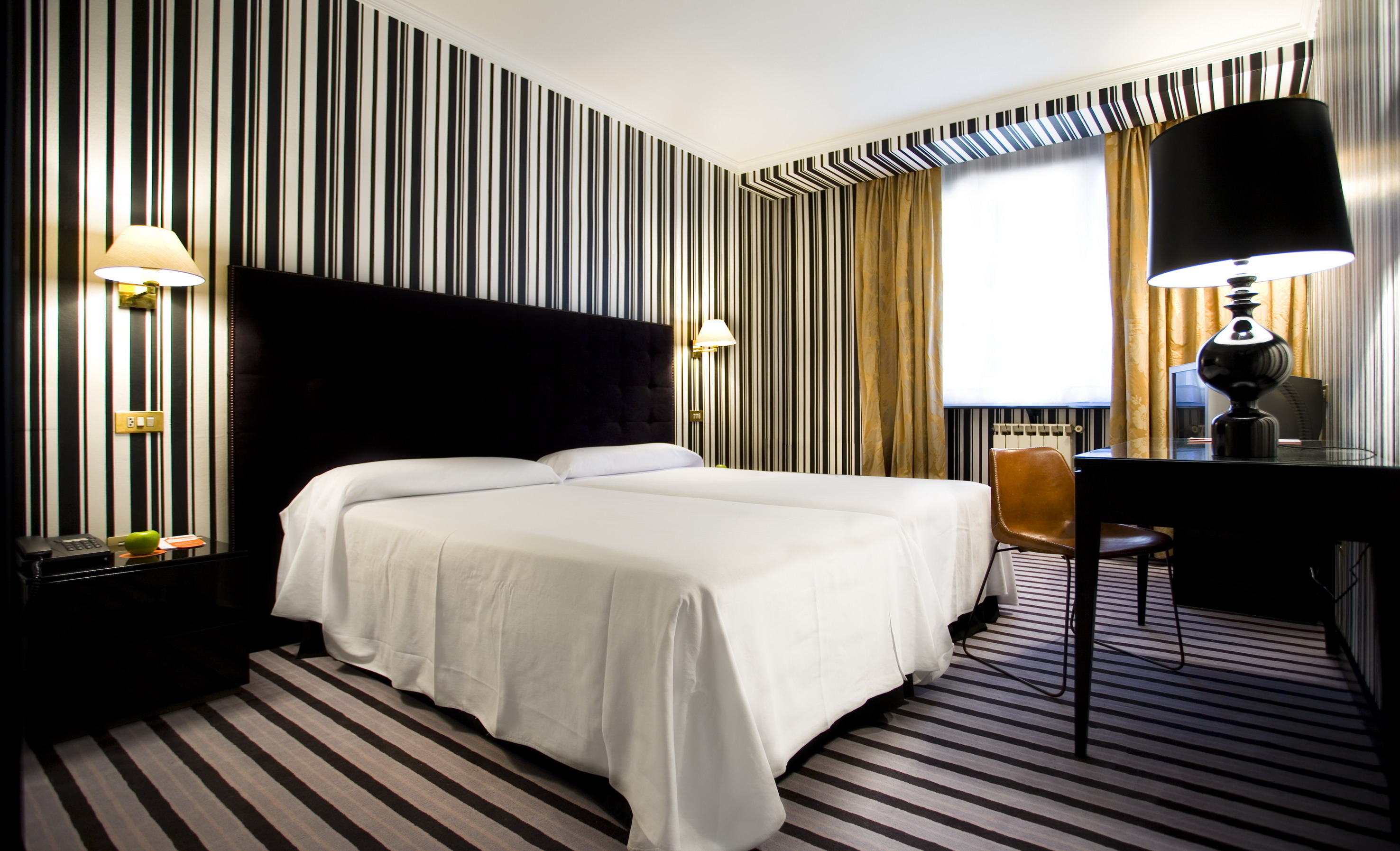 Hotel Clarin by null