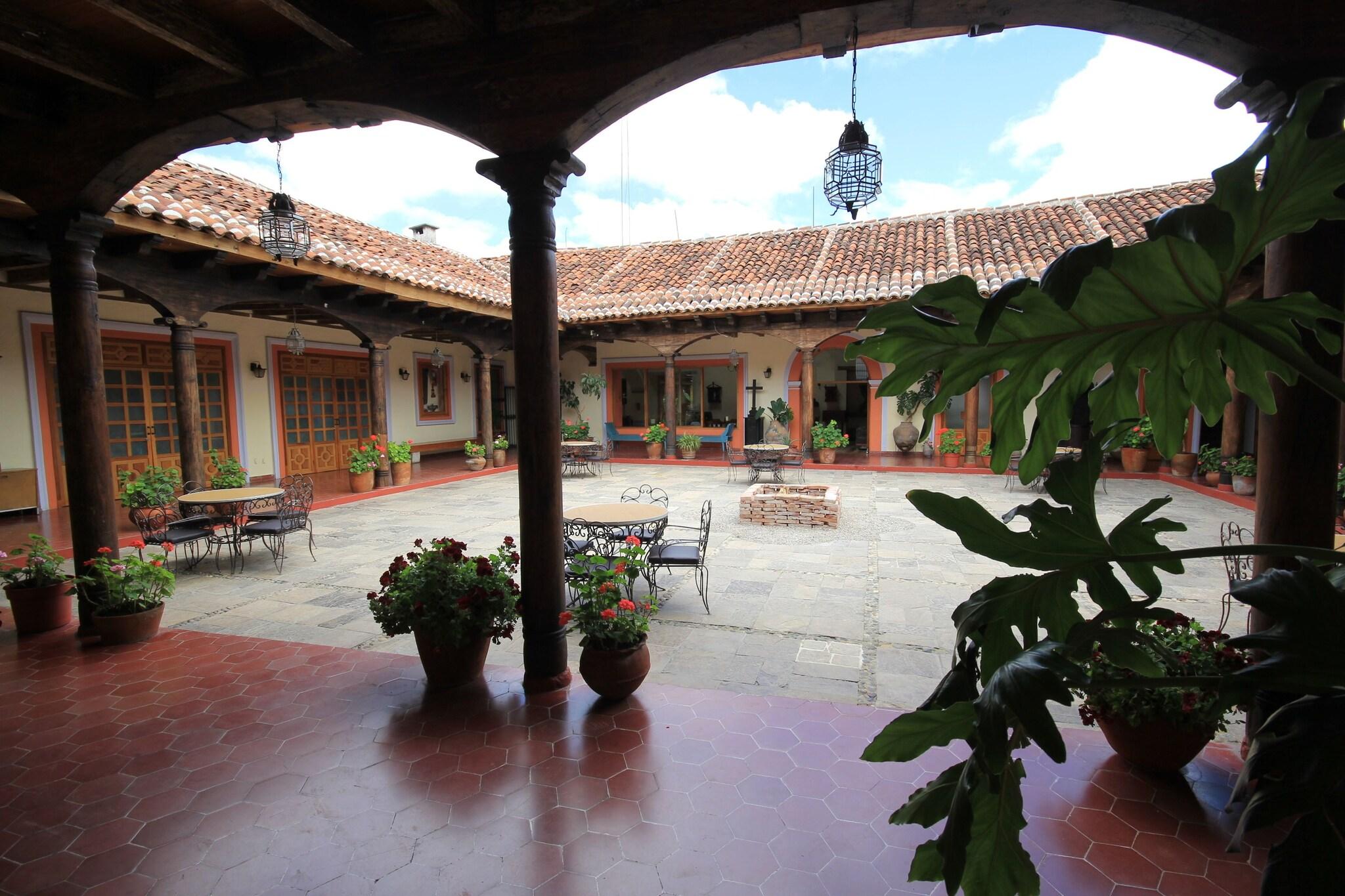 Hotel Diego De Mazariegos by null
