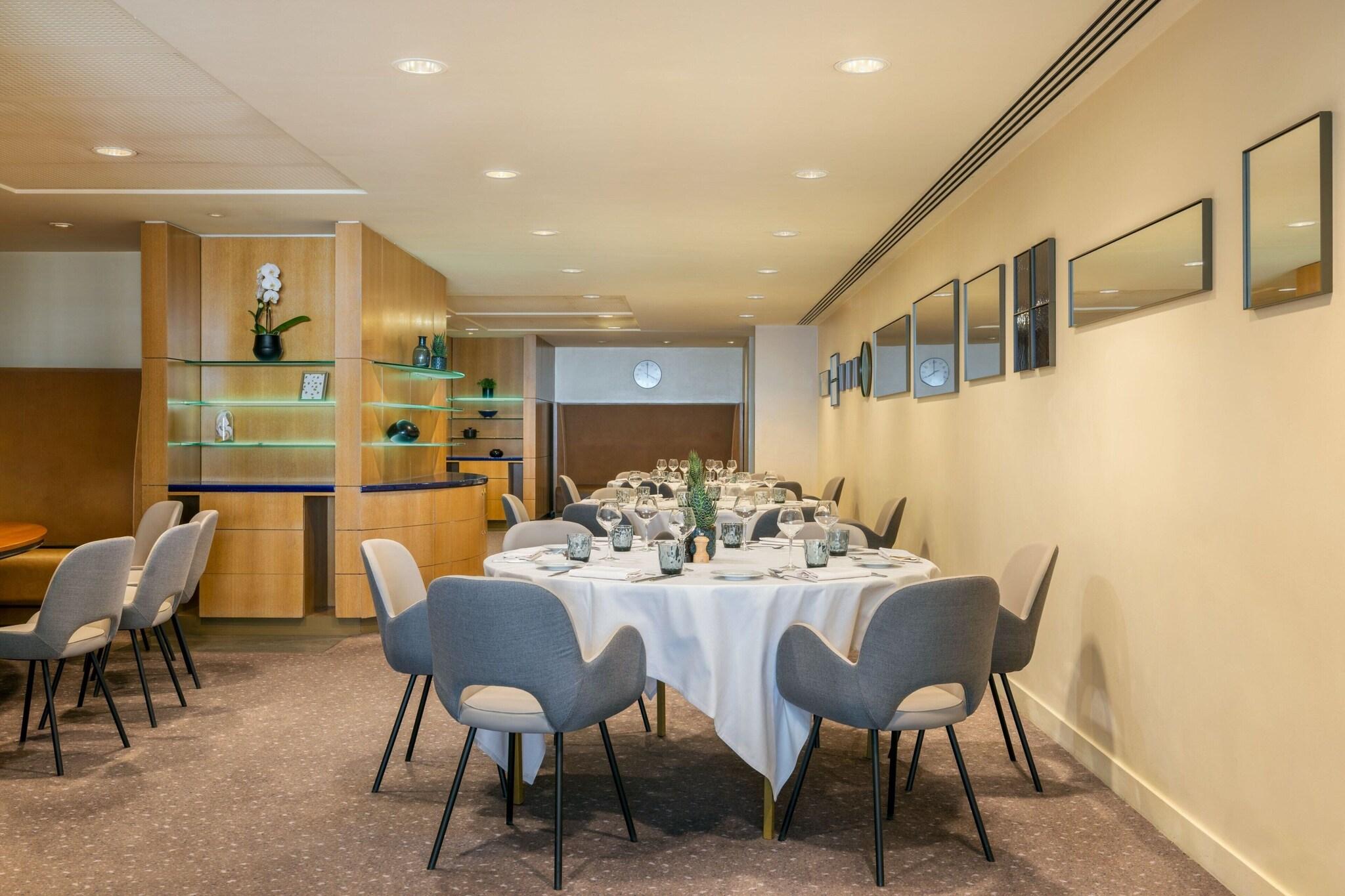 Sheraton Paris Charles De Gaulle Airport Hotel - photo