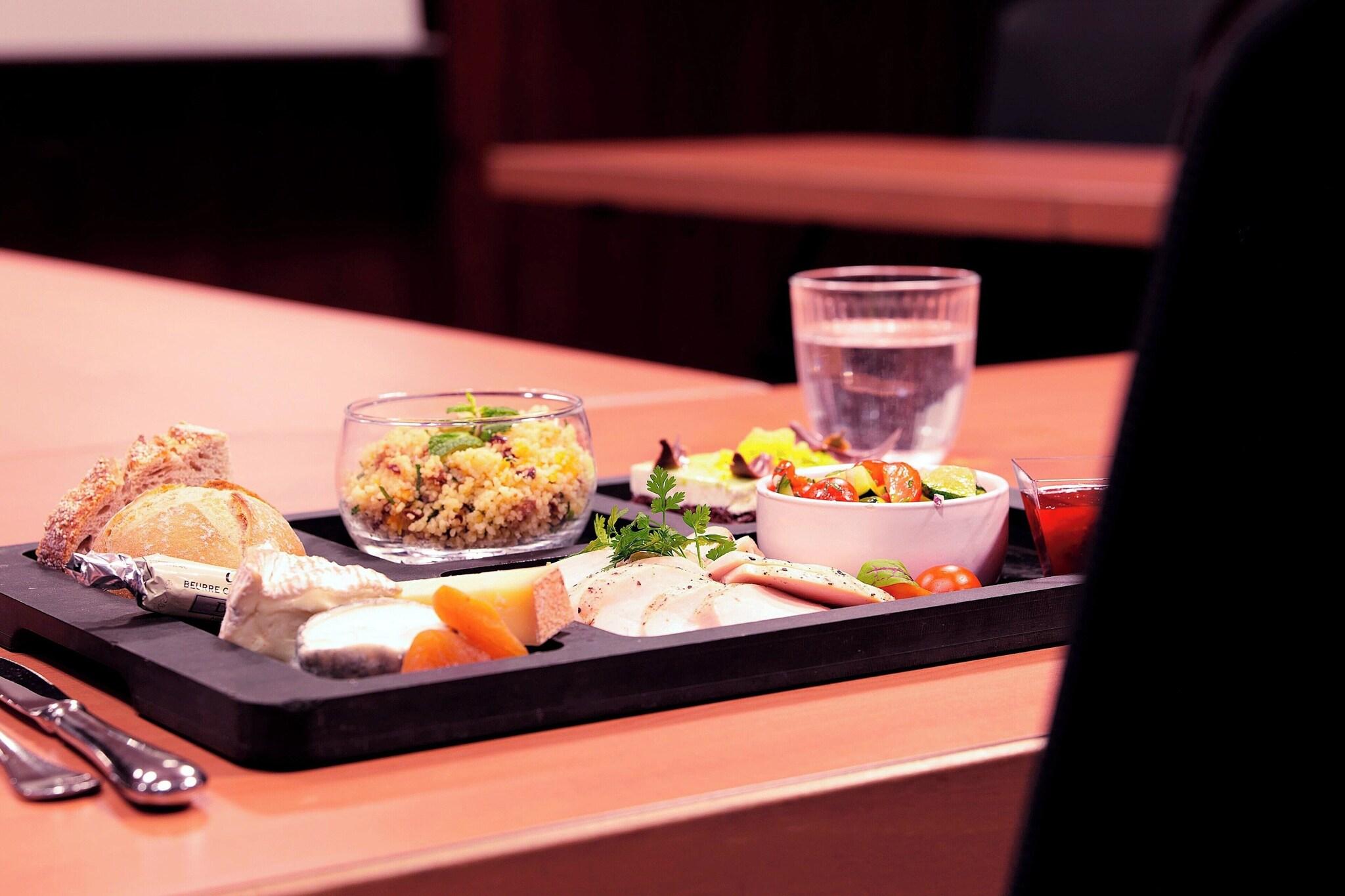 Sheraton Paris Charles De Gaulle Airport Hotel - photo