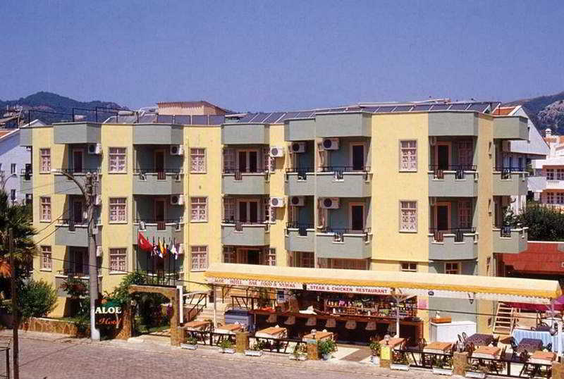 Aloe Hotel & Apart
