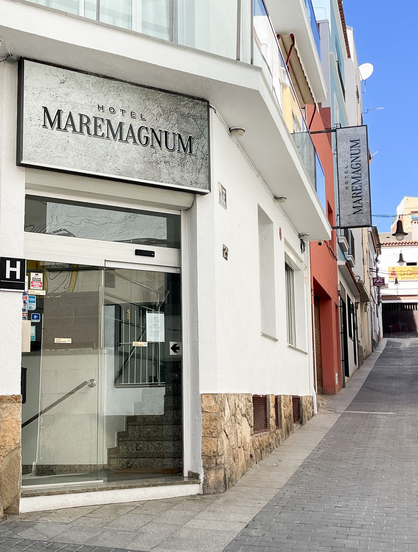 Hotel Maremagnum by null