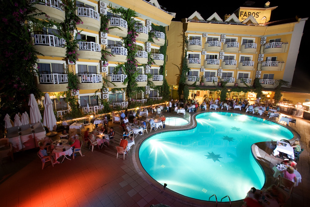 Grand Hotel Faros - фото