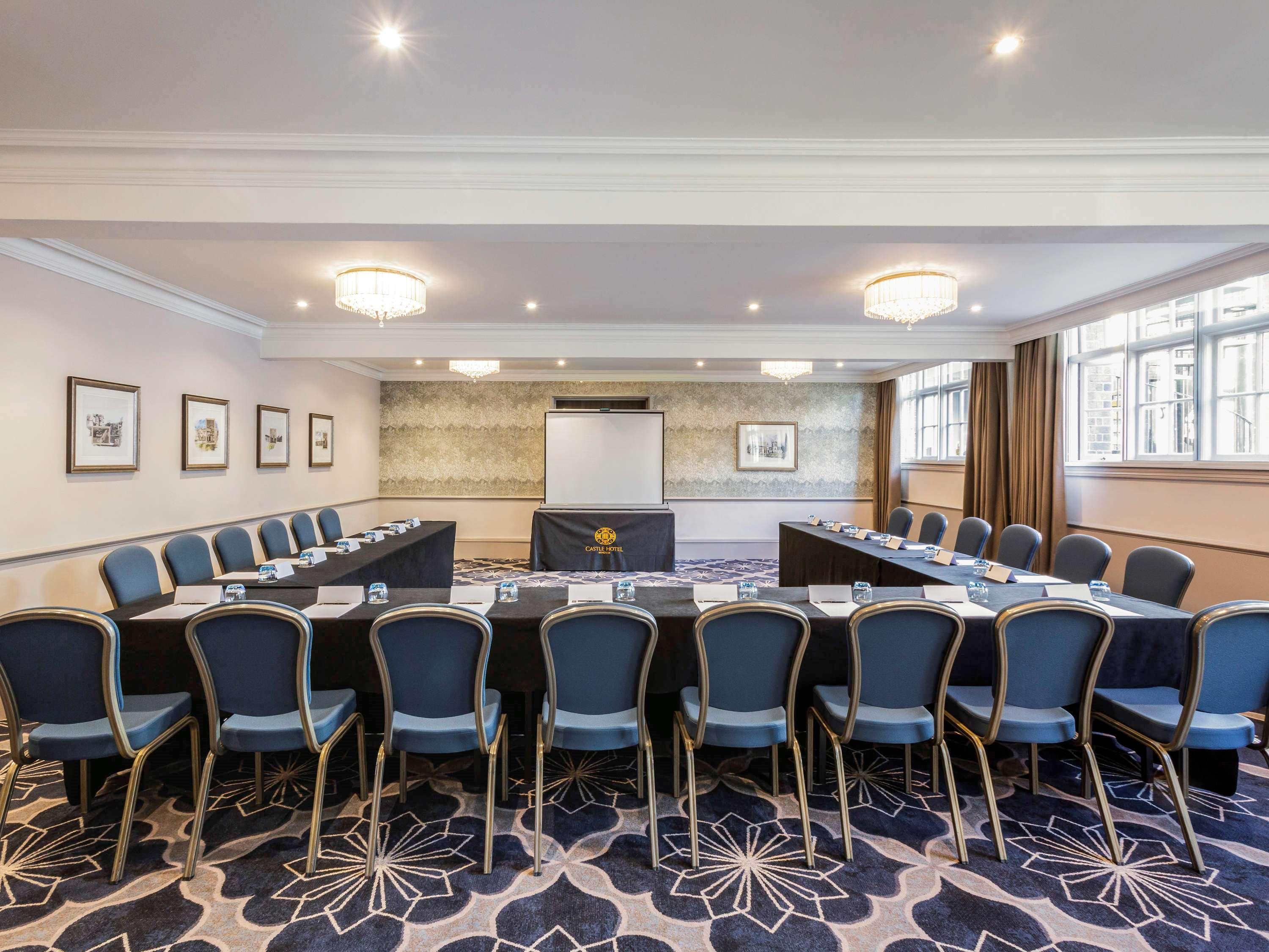 The Castle Hotel Windsor by null